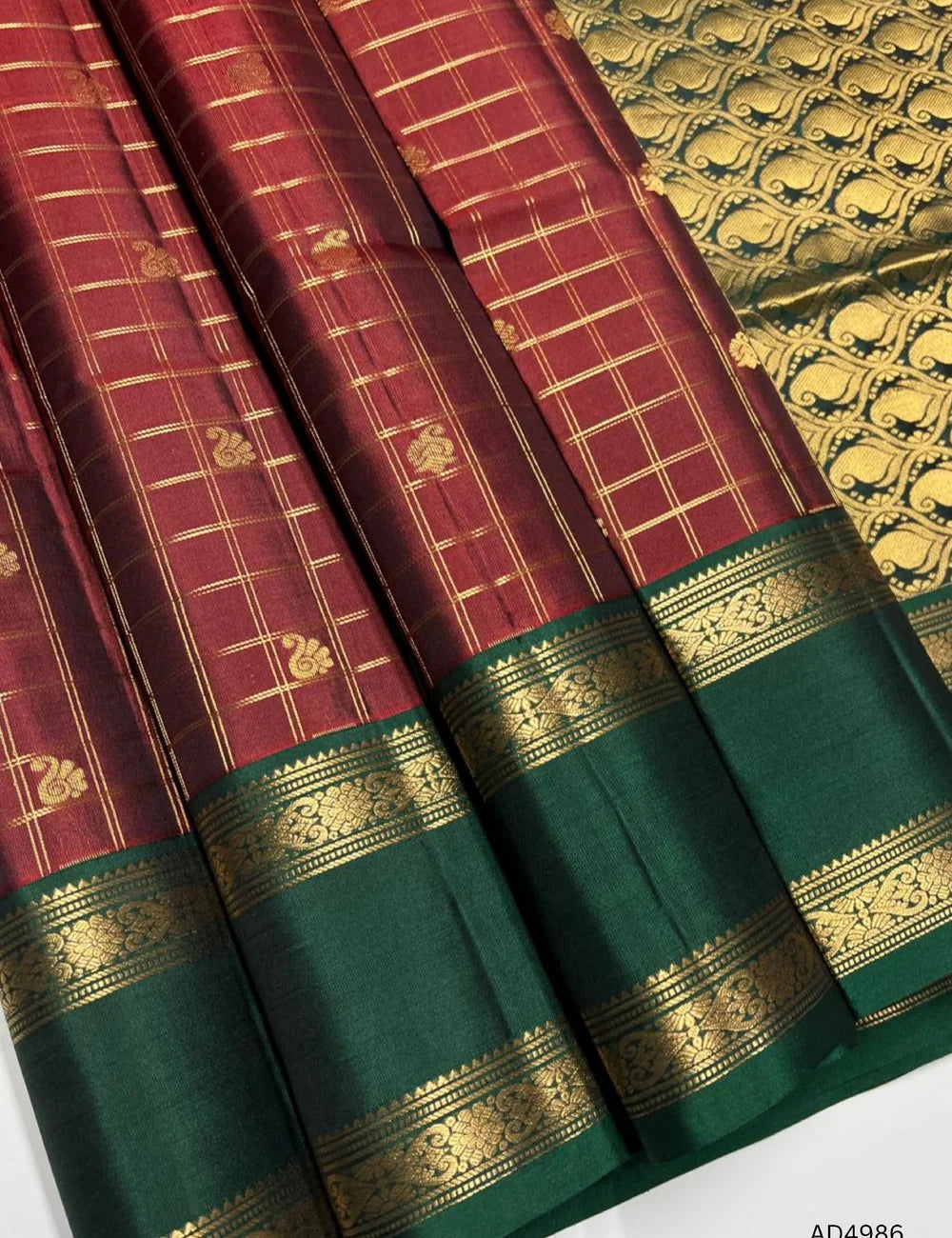 Maroon & Green - Checkerd Retta Pet Soft Silk Saree
