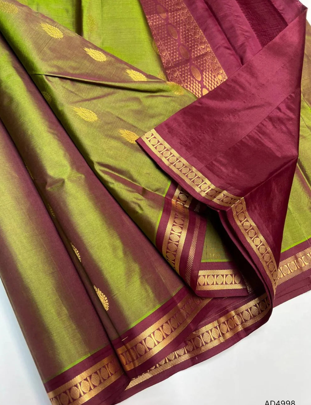 Moss Green & Plum - Kanchi Border Soft Silk Saree