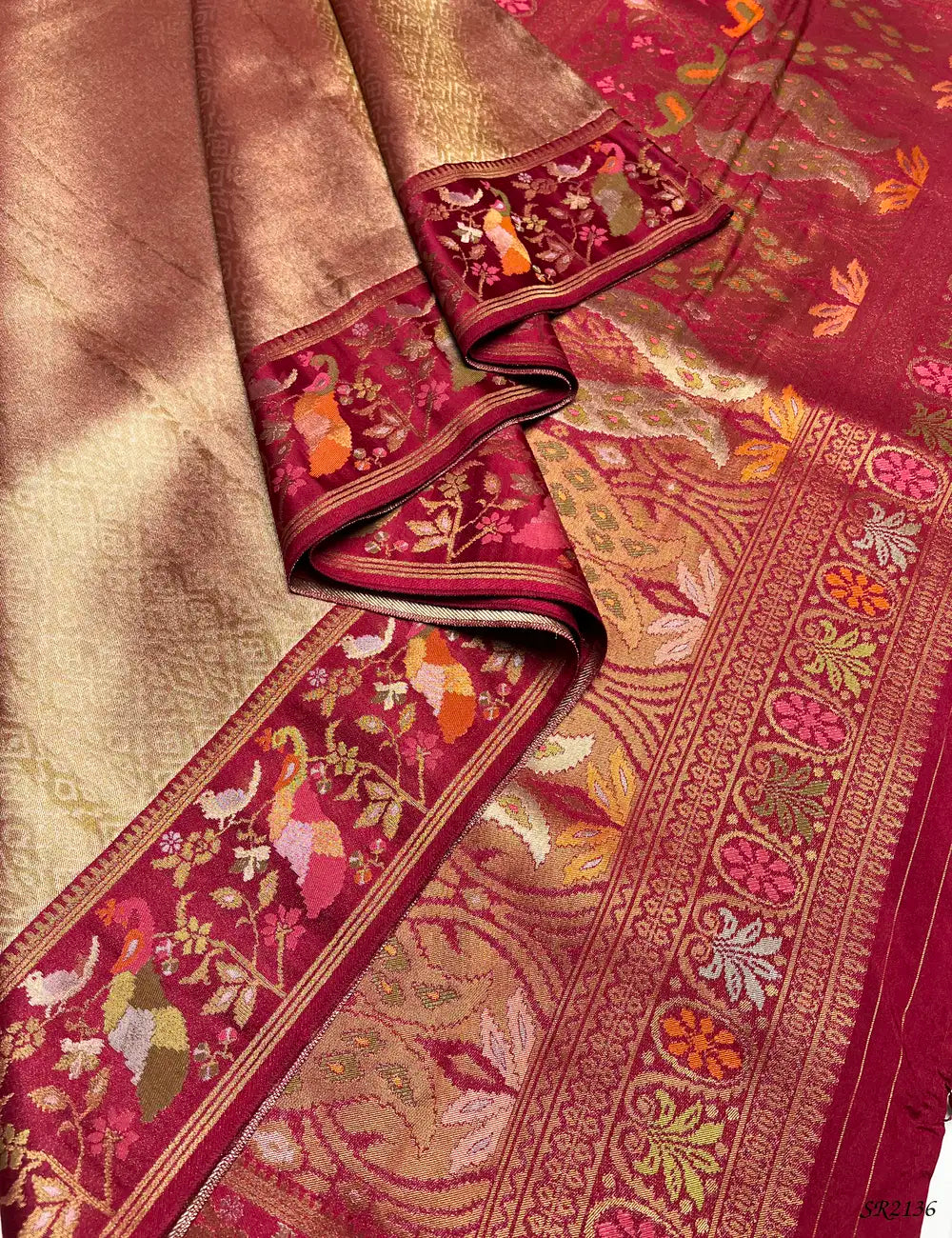 Golden & Maroon - Paithani Saree Pallu View