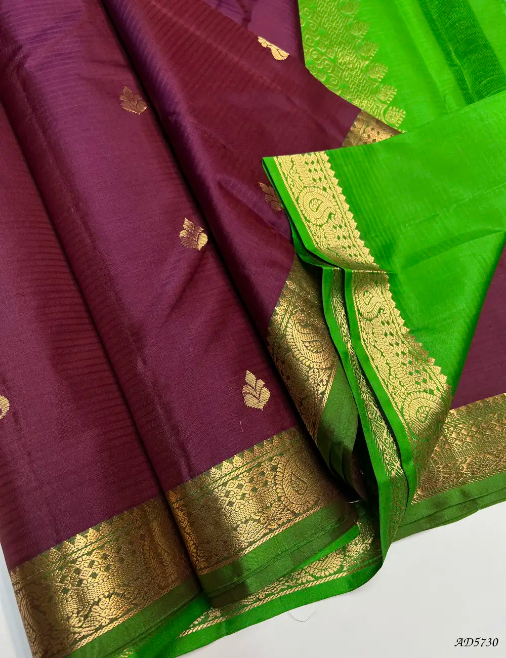 Grape & Green - Kanchi Border Soft Silk Saree Pallu View