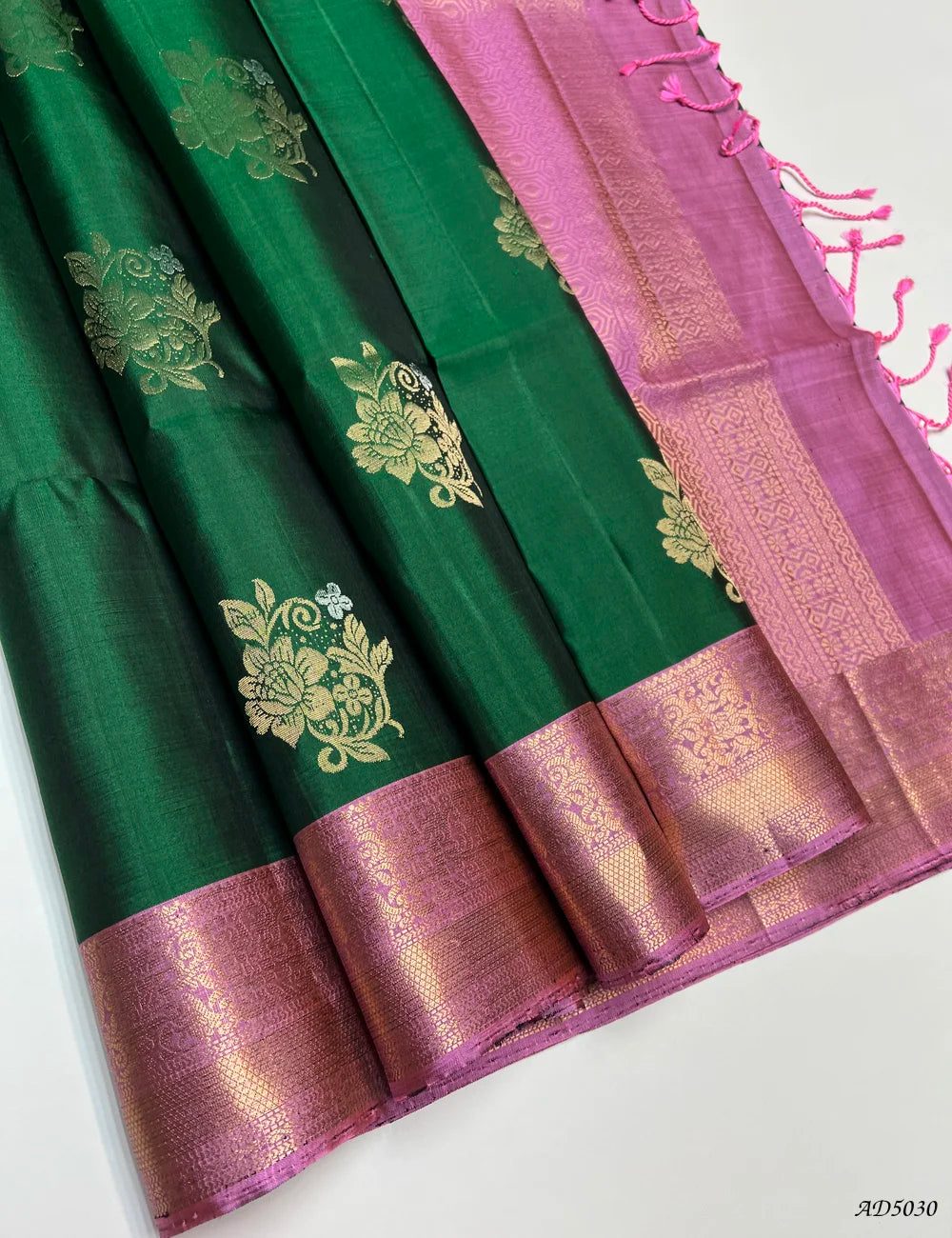 Green & Pink - Kanchi Border Soft Silk Saree Pallu View