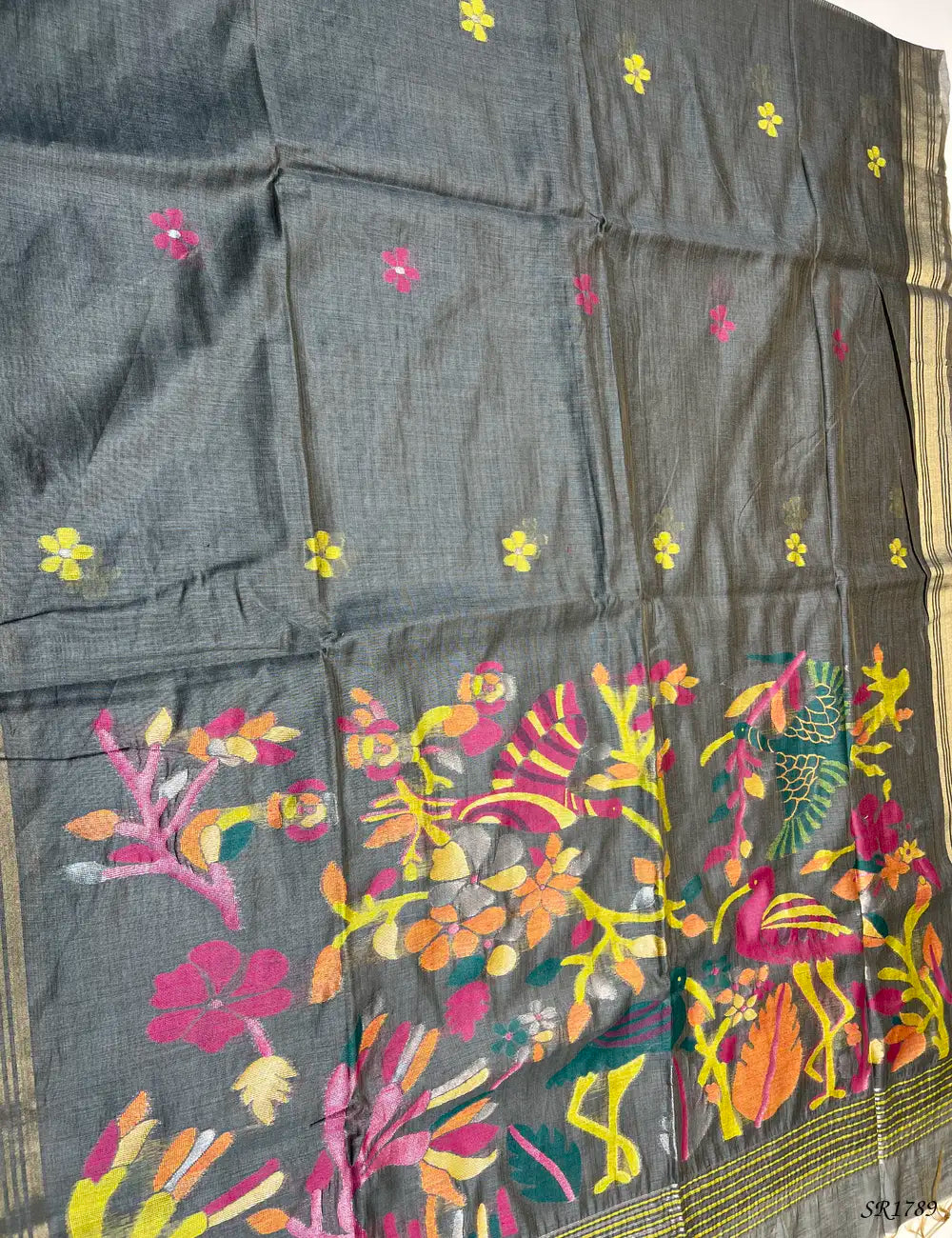 Grey - Jhamthani Saree Pallu View