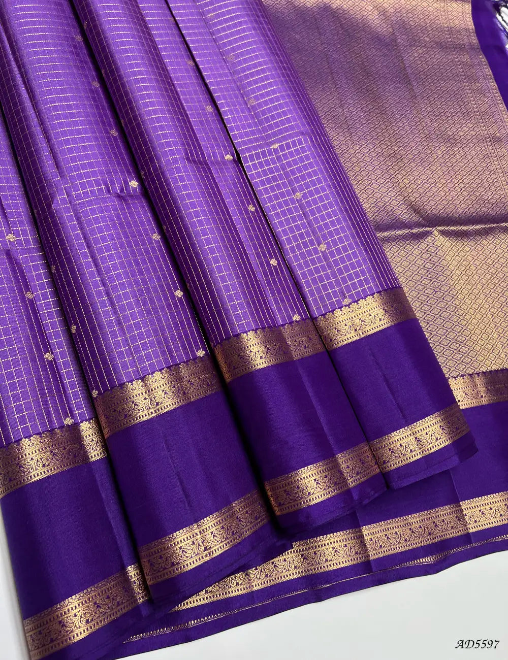 Lavender & Purple - Checkerd Retta Pet Soft Silk Saree Front View