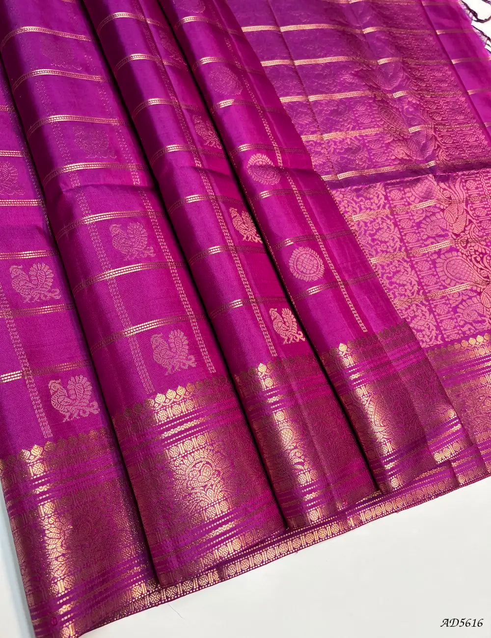 Magenta - Checkerd X Kanchi Border Soft Silk Saree Front View