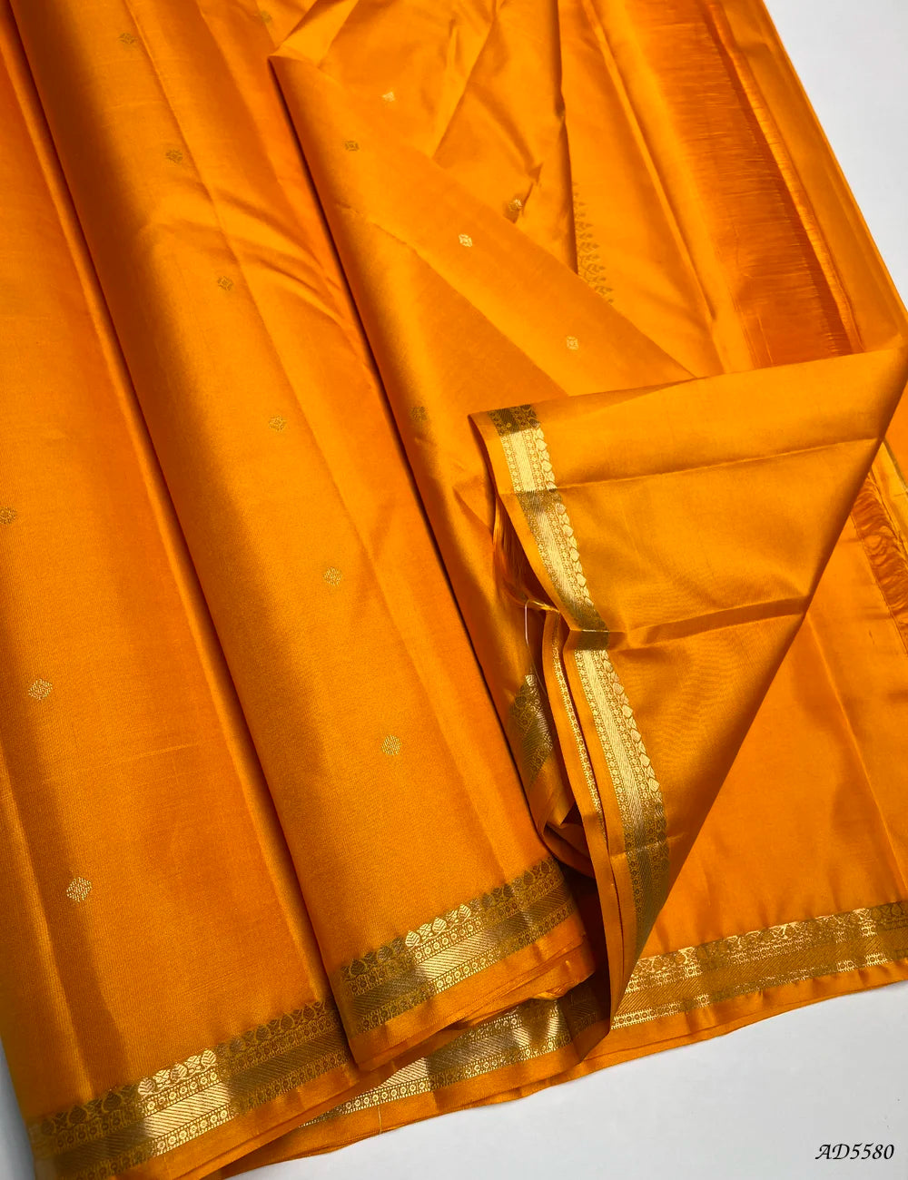 Mango Yellow - Kanchi Border Soft Silk Saree Pallu View
