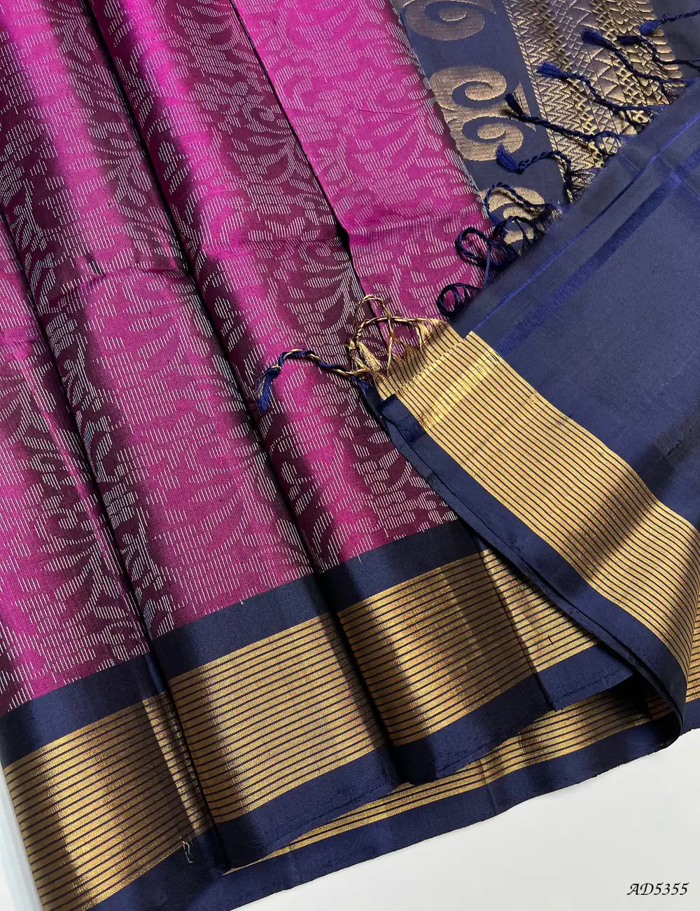 Mulberry & Dark Blue - Soft Silk Bridal Saree Pallu View