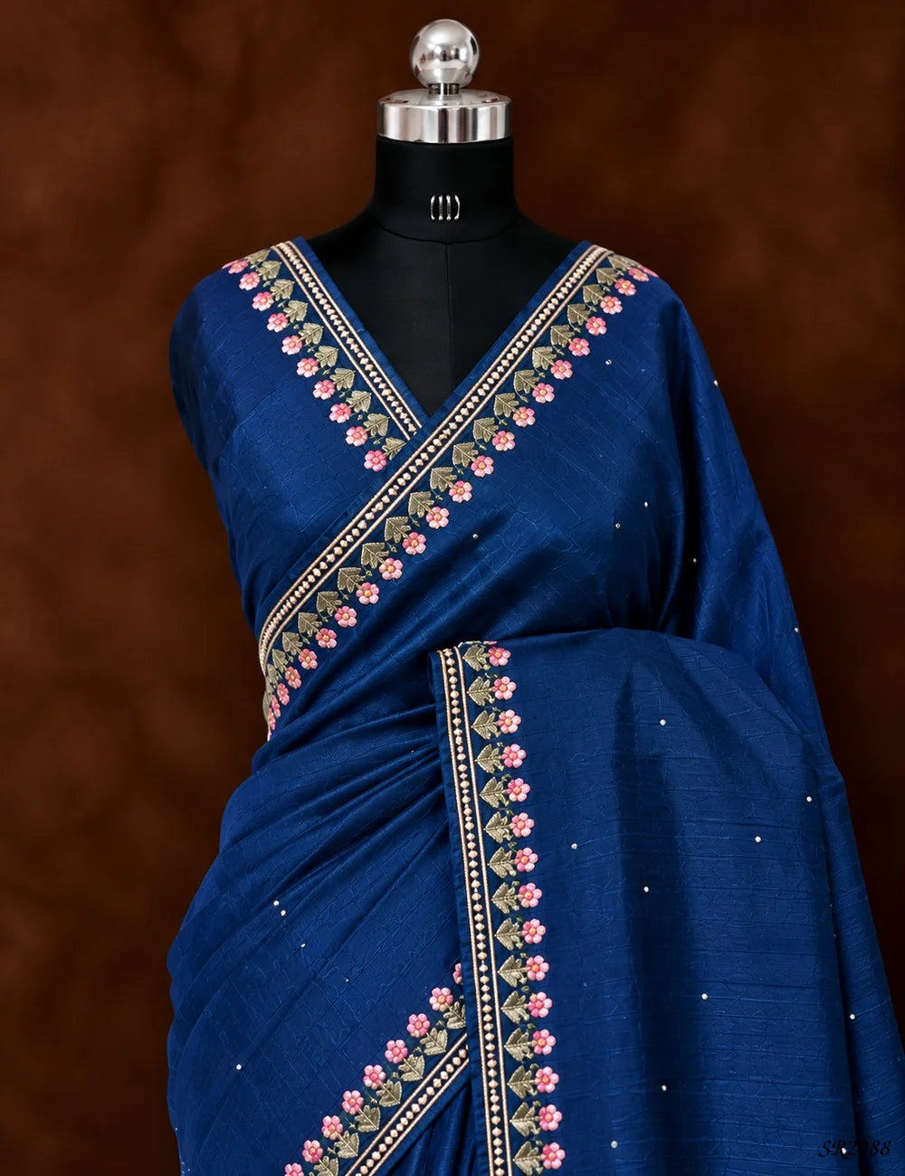 Navy Blue - Matka Tussar Saree Pallu View