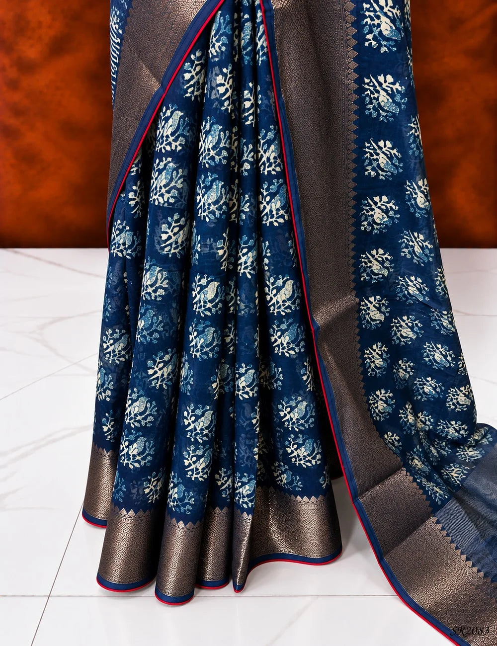 Navy Blue & Red - Pure Chanderi Saree Pallu View