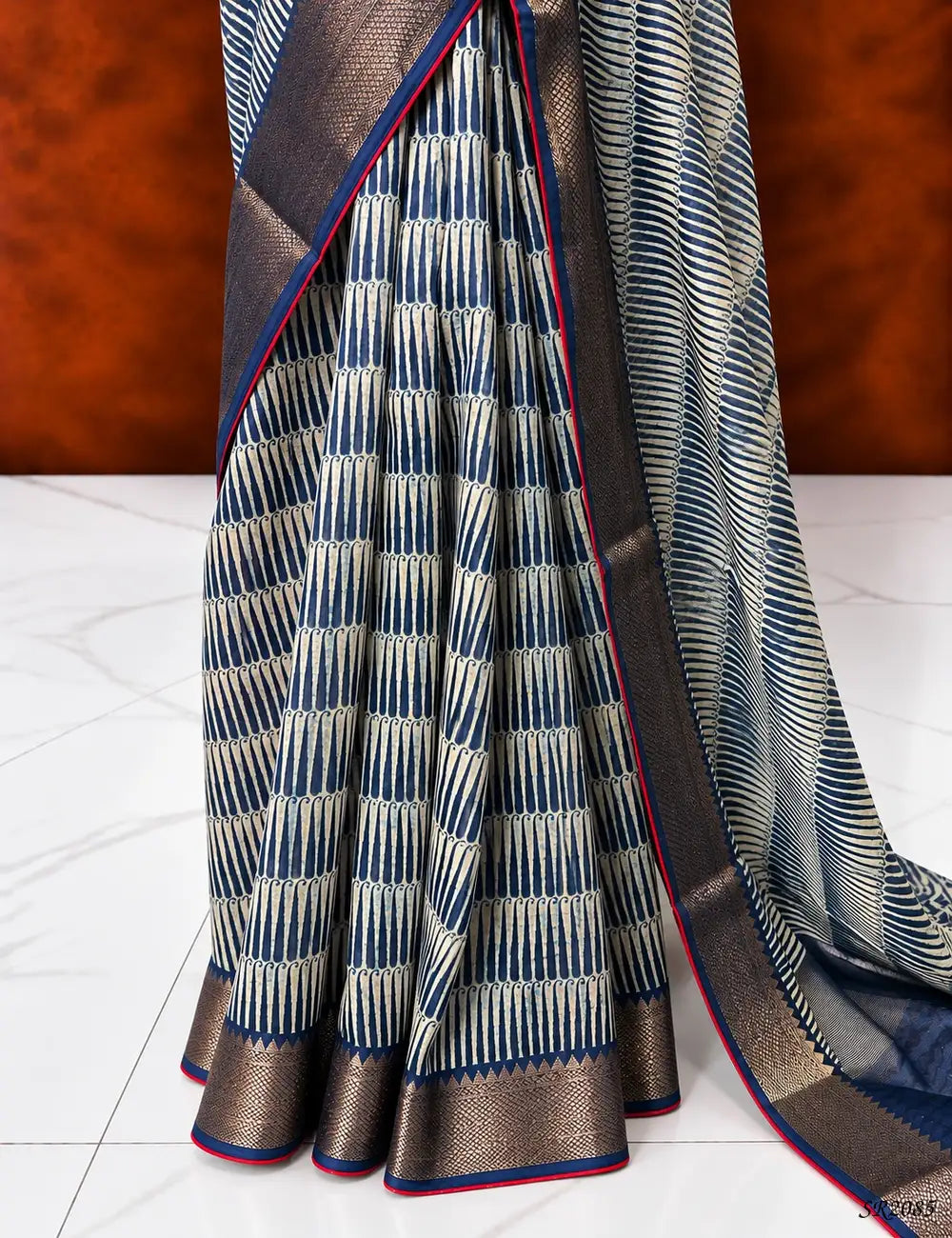 Navy Blue & Red - Pure Chanderi Saree Pallu View