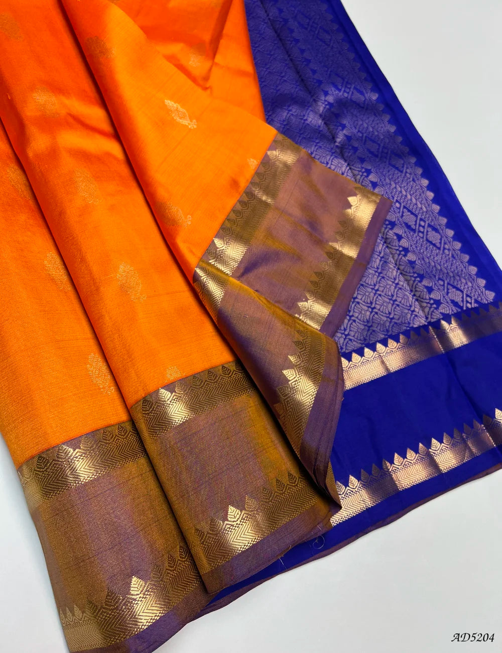 Orange & Purple - Retta Pet Border Soft Silk Saree Pallu View