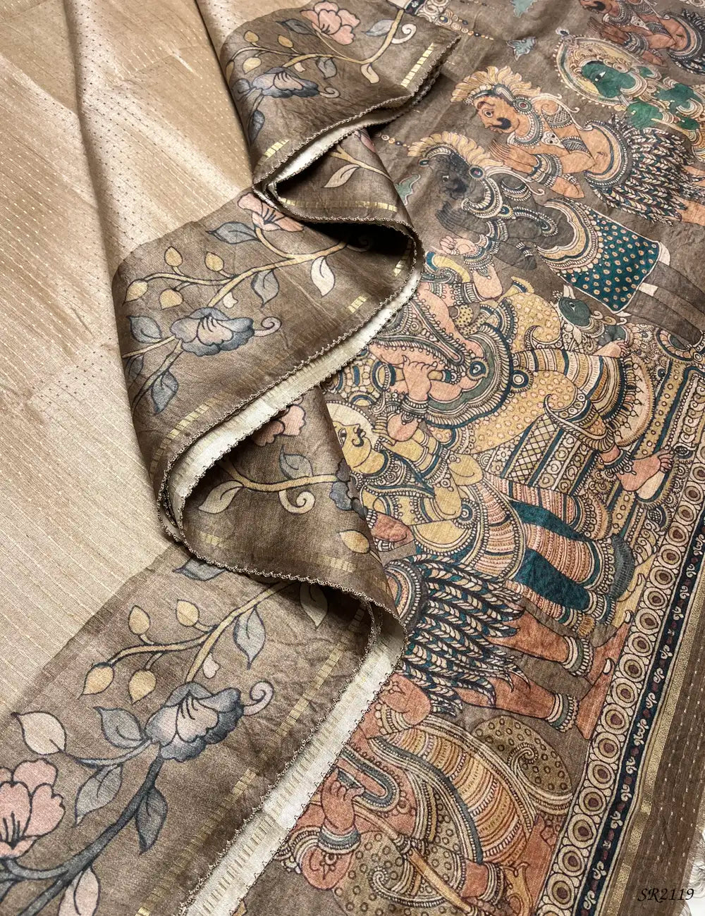 Pastel Cream & Olive Green - Ghicha Tussar Saree Pallu View