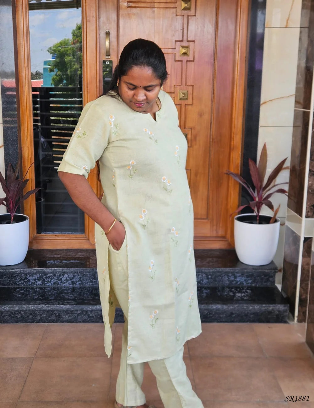 Pista Green - Linen Co-Ord Set Pallu View