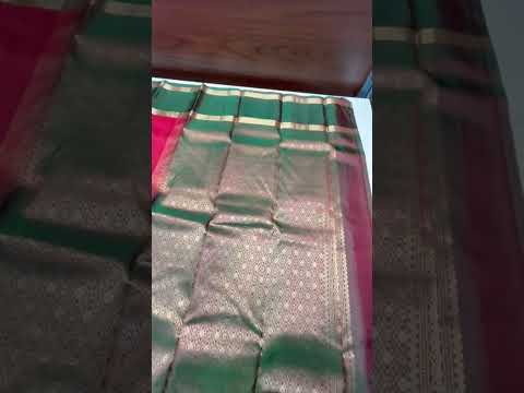 Red & Dual Tone Green - Retta Pet Border Soft Silk Saree