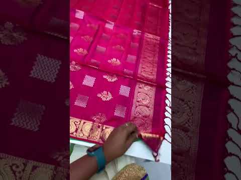 Green & Orangish Pink - Plain Kanchi Border Soft Silk Saree