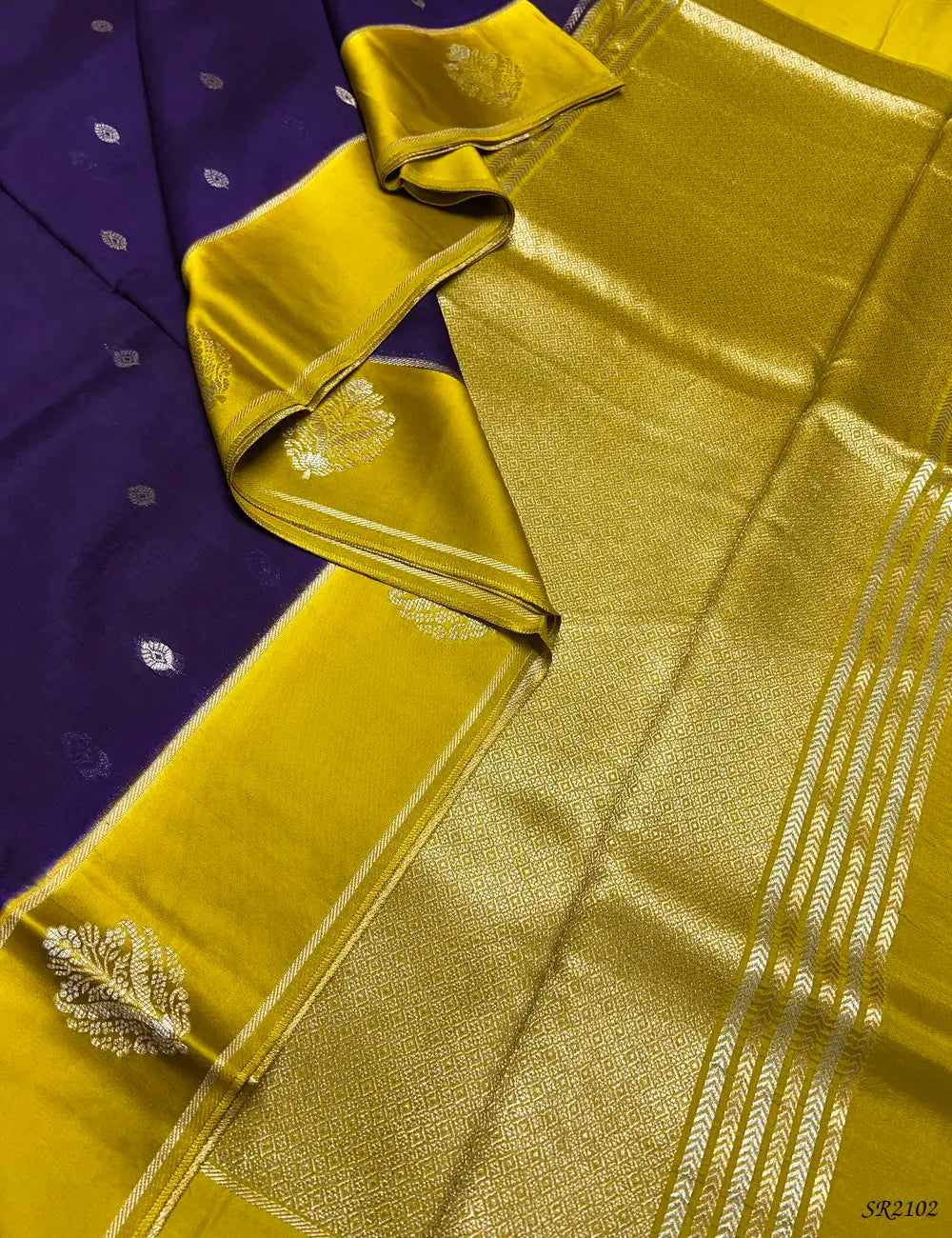 Purple & Golden - Viscose Tussar Saree Pallu View