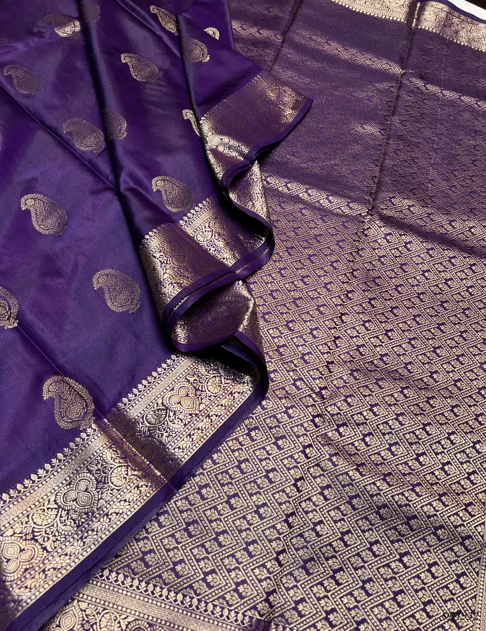 Purple - Semi Banaras Saree Pallu View
