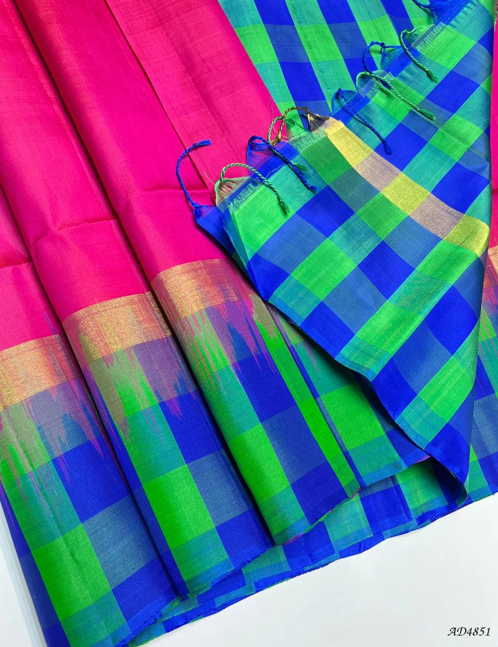Rani Pink , Blue & Green - Pazhum Pazhamum Soft Silk Saree Pallu View