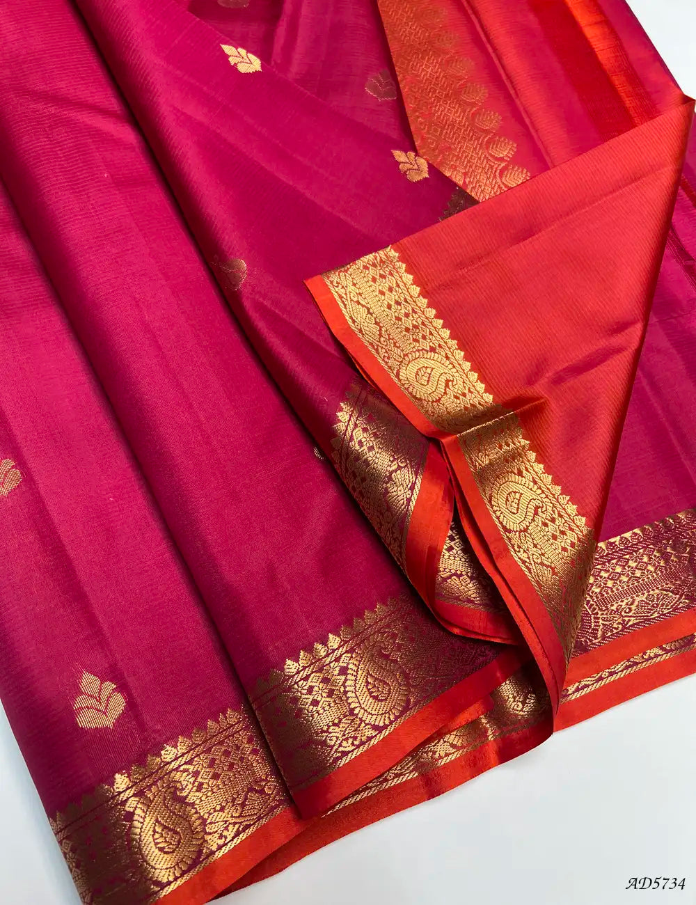 Rani Pink & Orange - Kanchi Border Soft Silk Saree Pallu View