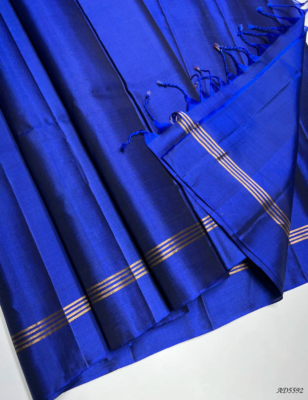 Royal Blue - Full Plain Soft Silk Saree Pallu View