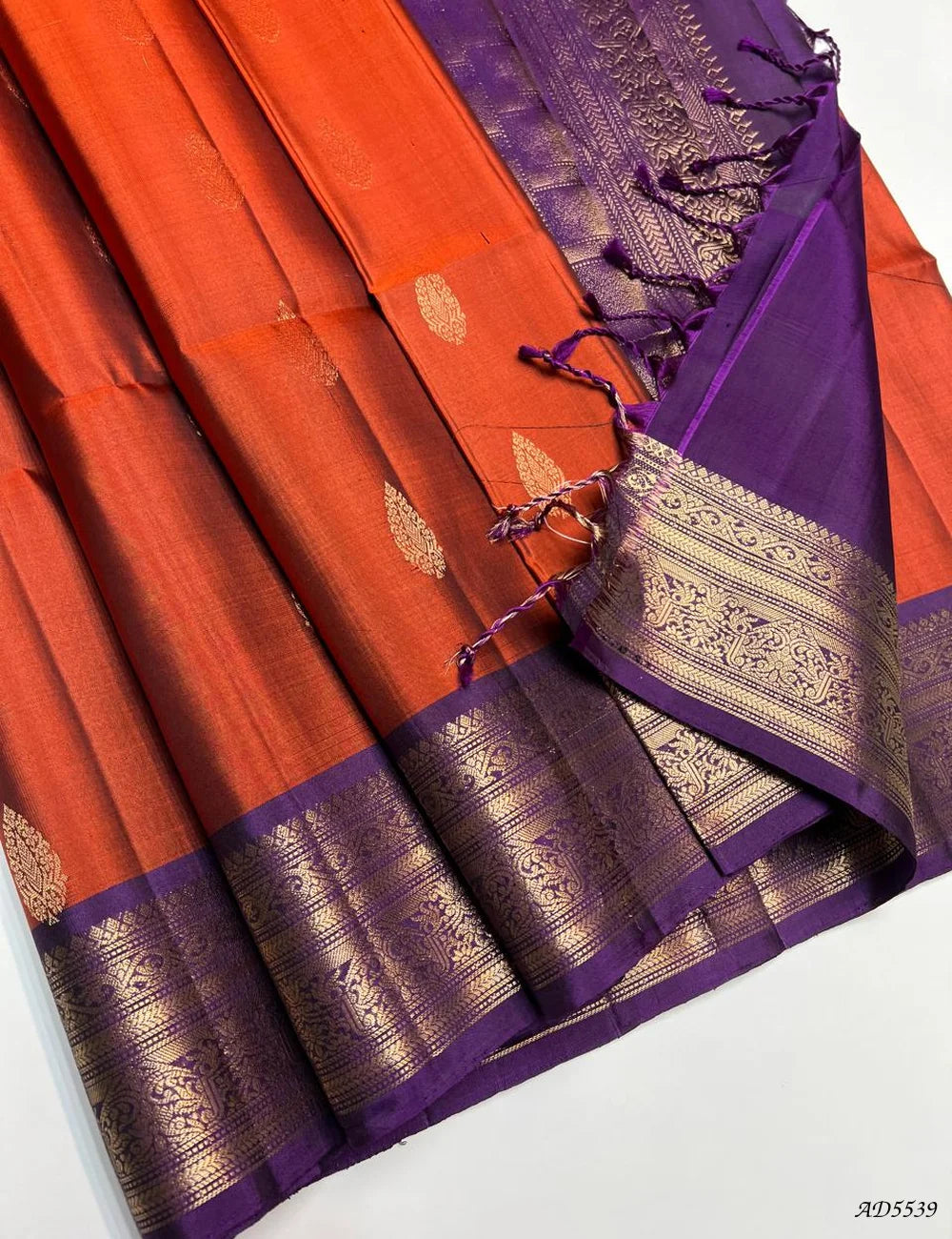 Rust & Purple - Kanchi Border Soft Silk Saree Pallu View