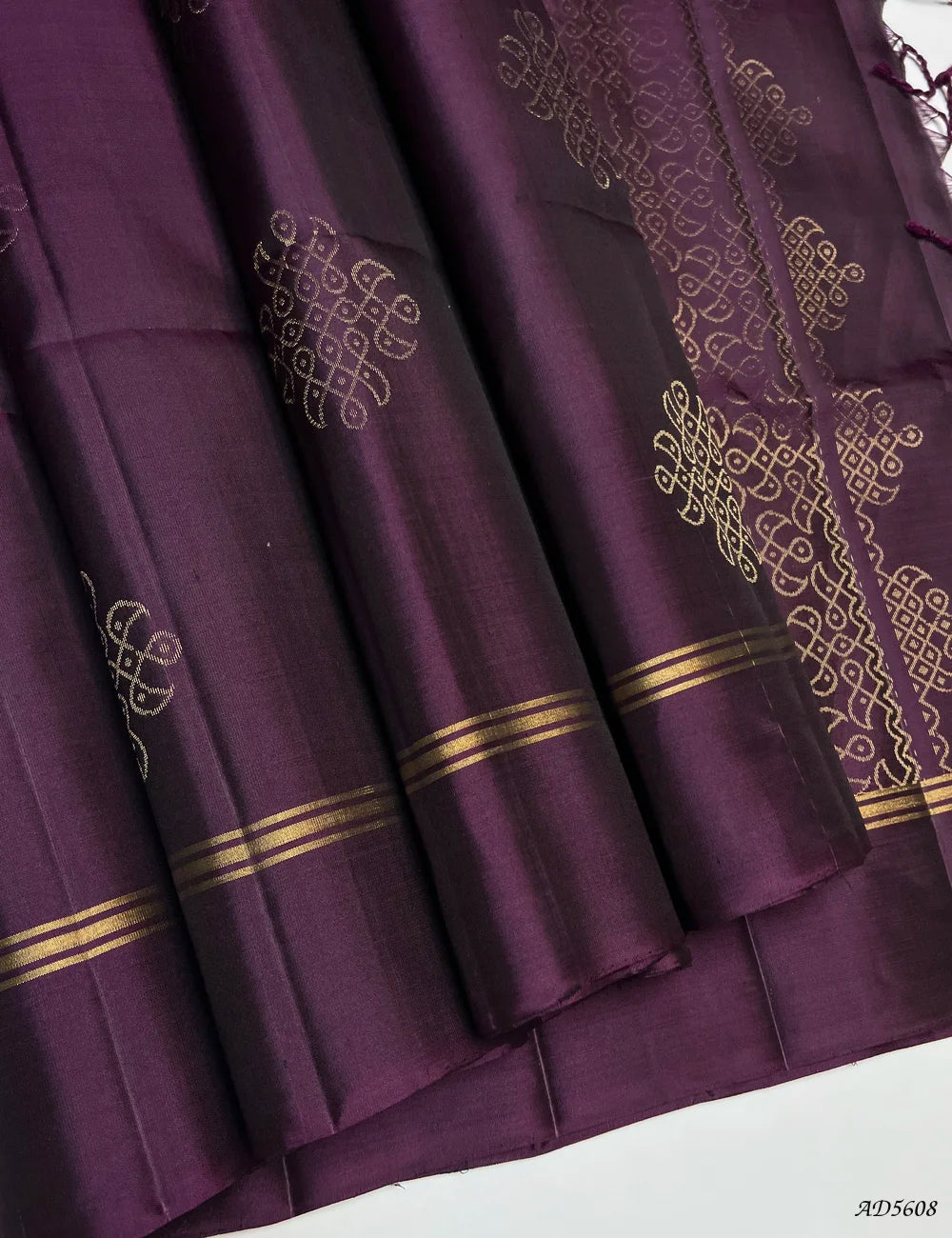 Wine Berry - Kolam Soft Silk Saree Front View