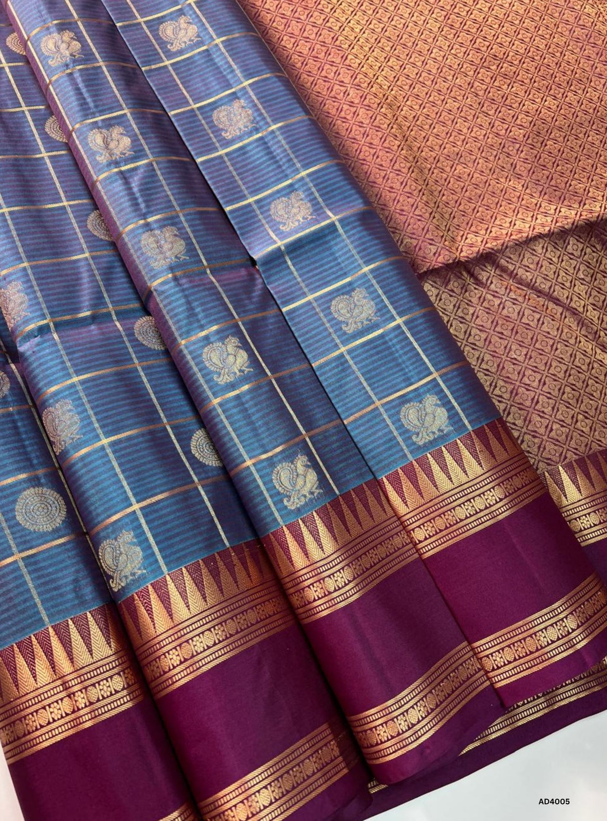 Blueish Grey & Maganta  - Checkerd Retta Pet Saree