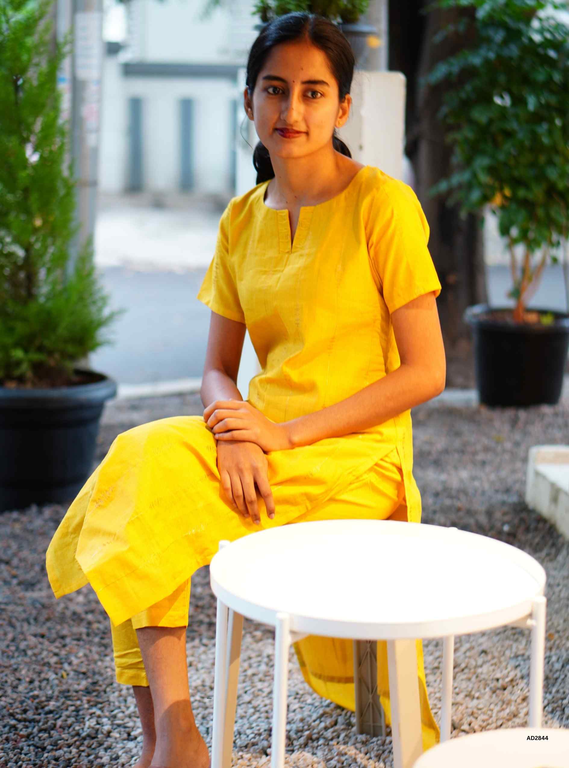 Maragatha Manjal - 2 Pc Salwar Set