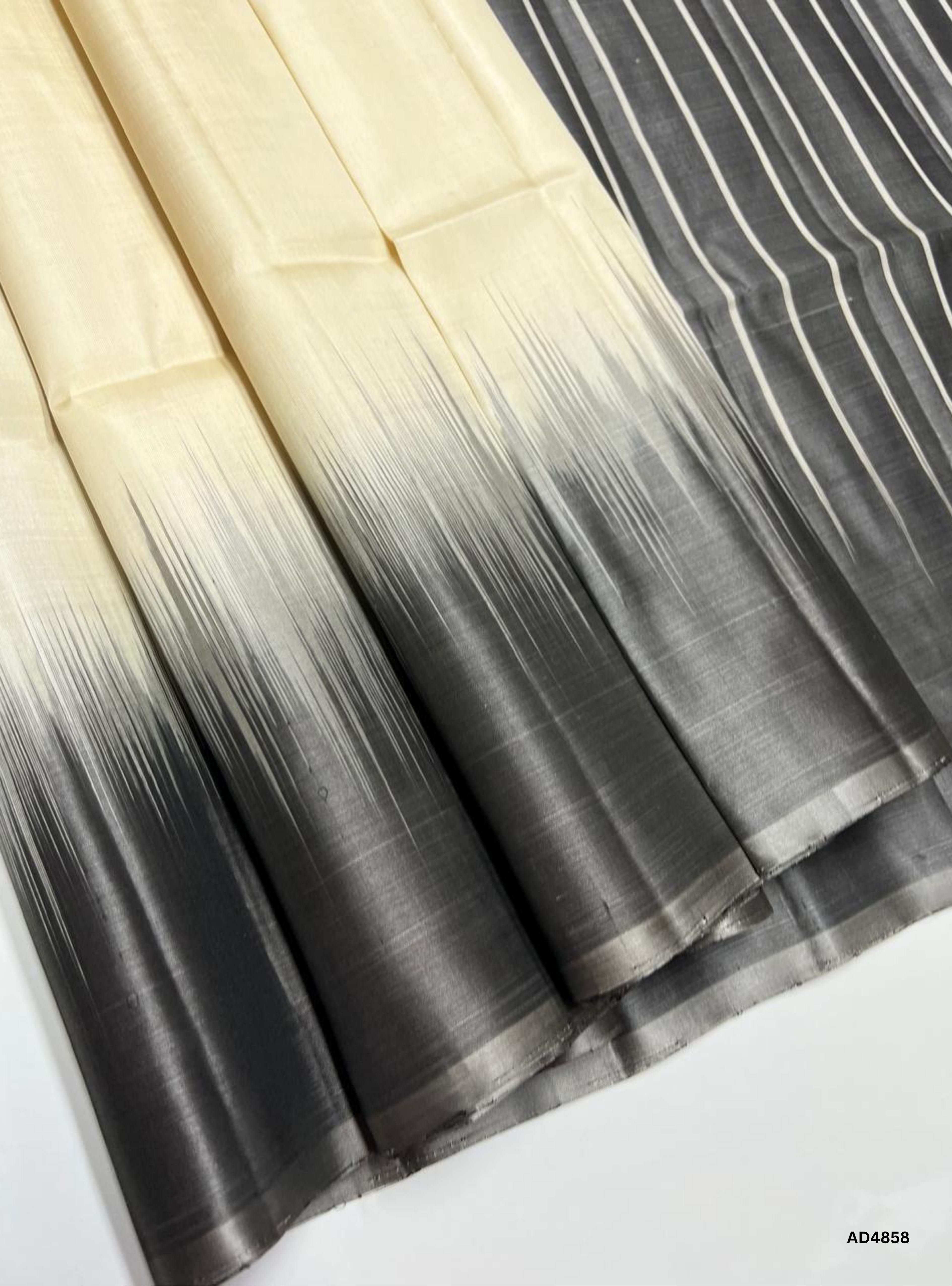 Half White & Black - Plain Contrast Soft Silk Saree