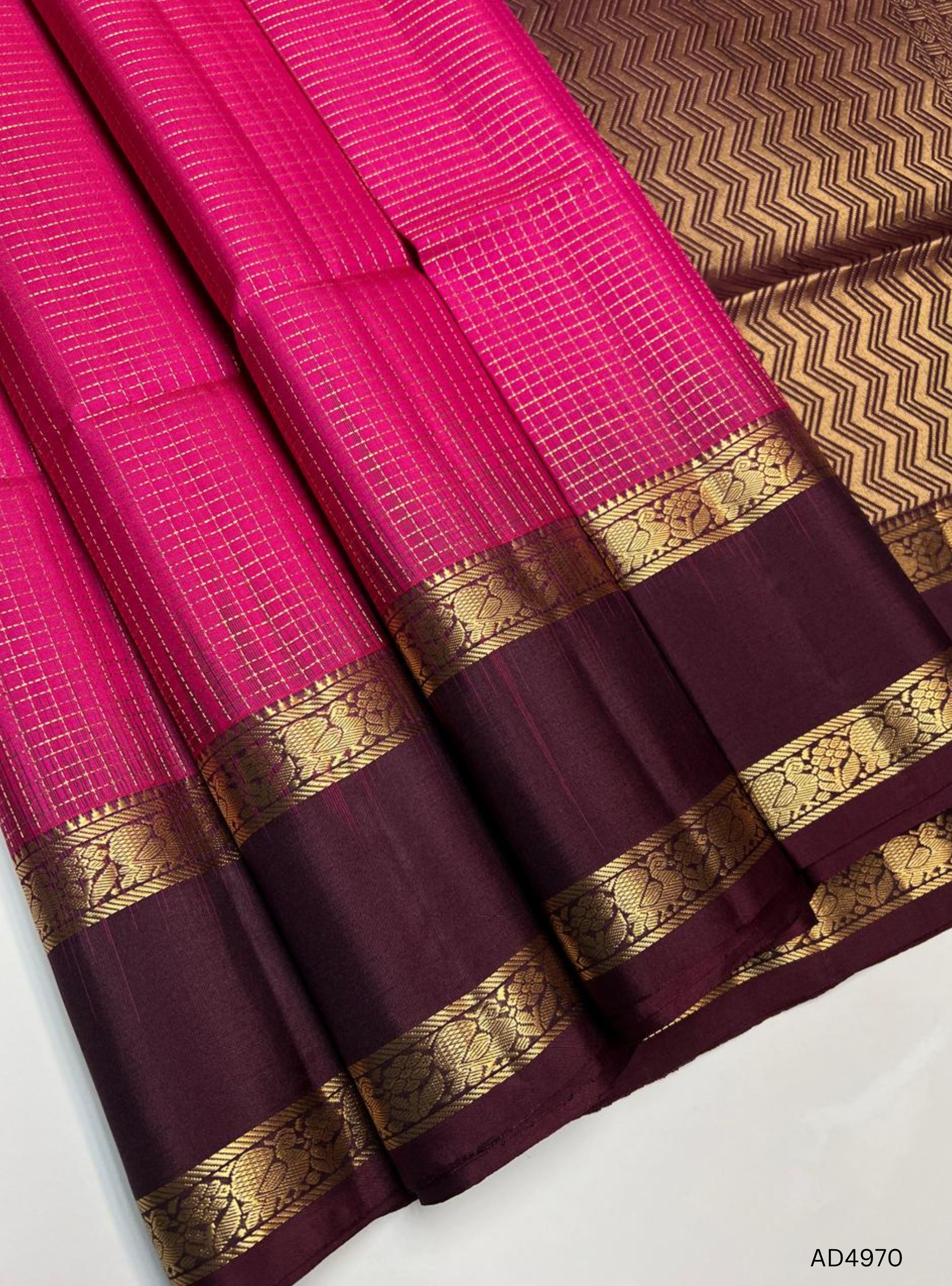 Pink & Burgundy - Checkerd Retta Pet Soft Silk Saree