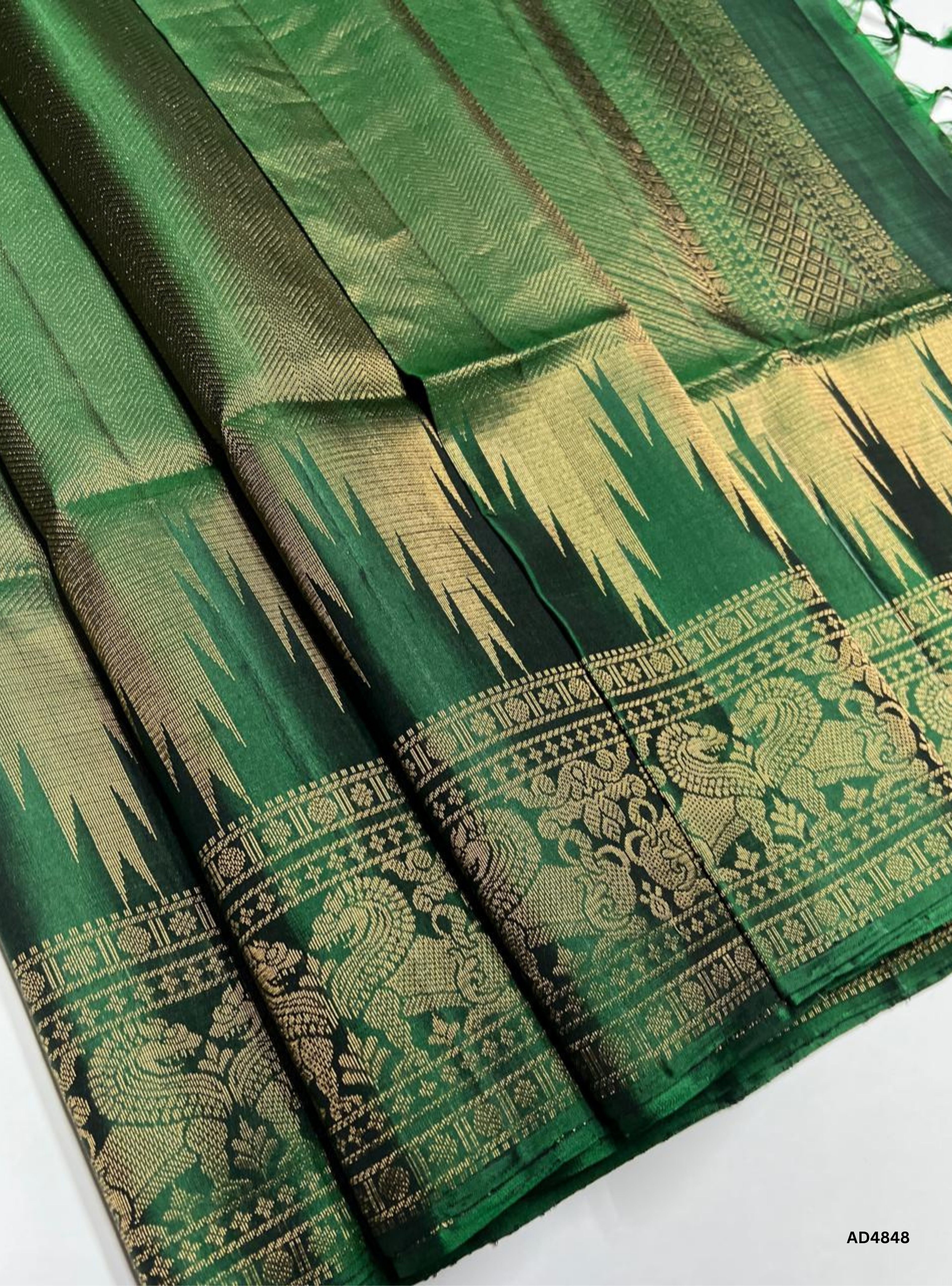 Green - Full Borcade Soft Silk Saree