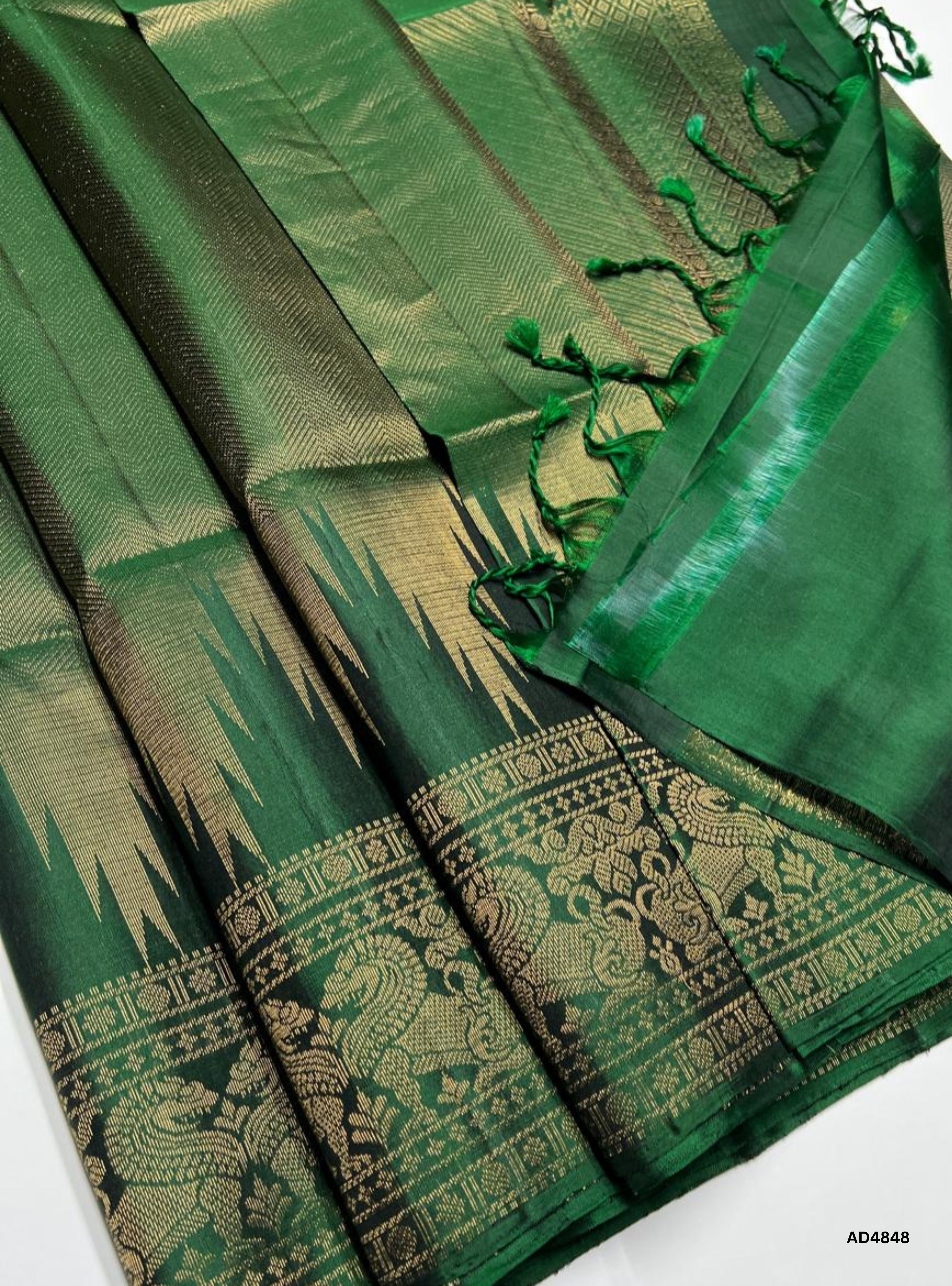 Green - Full Borcade Soft Silk Saree