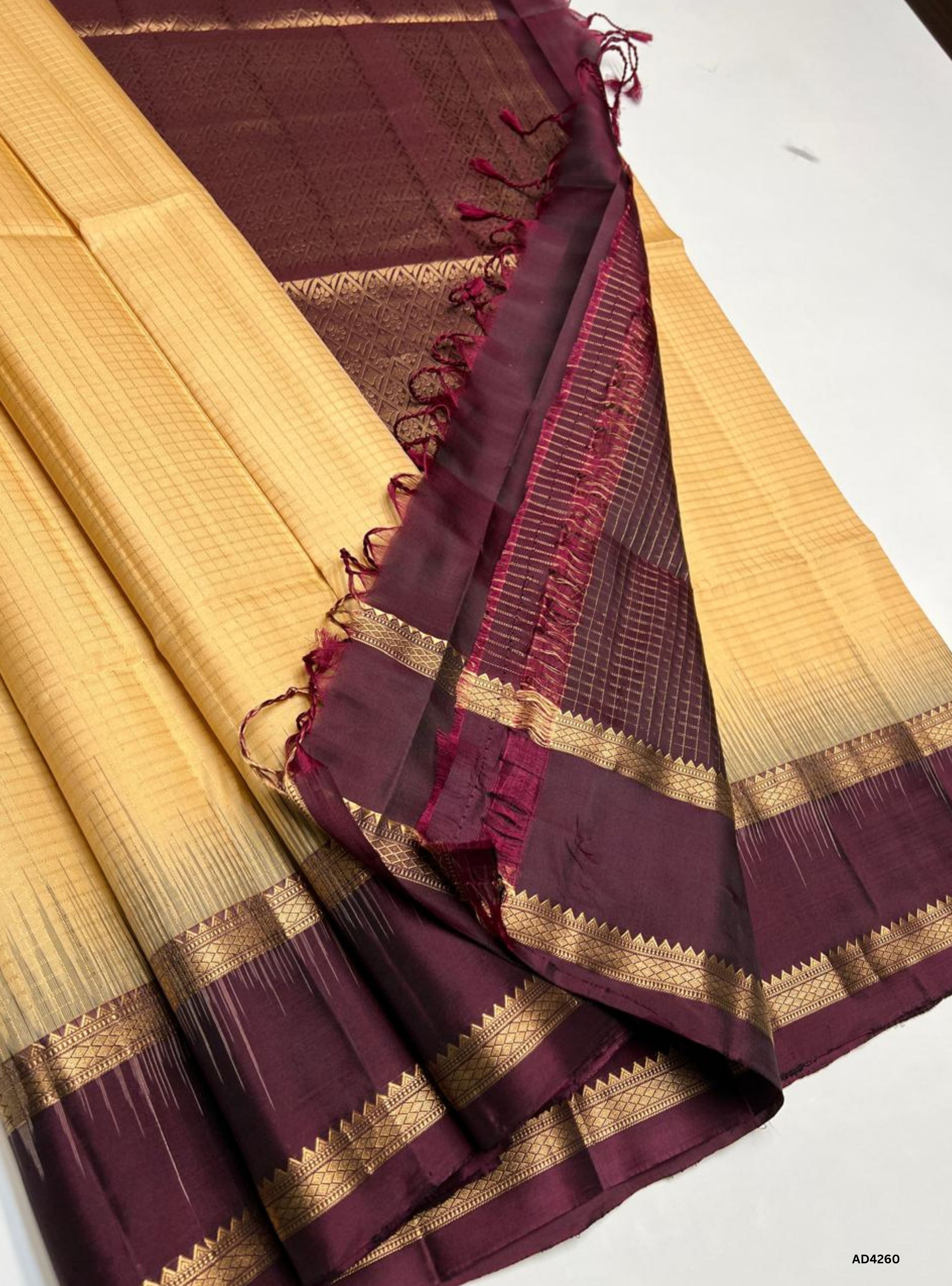 Sandal & Royal Maroon - Checkerd Retta Pet Saree