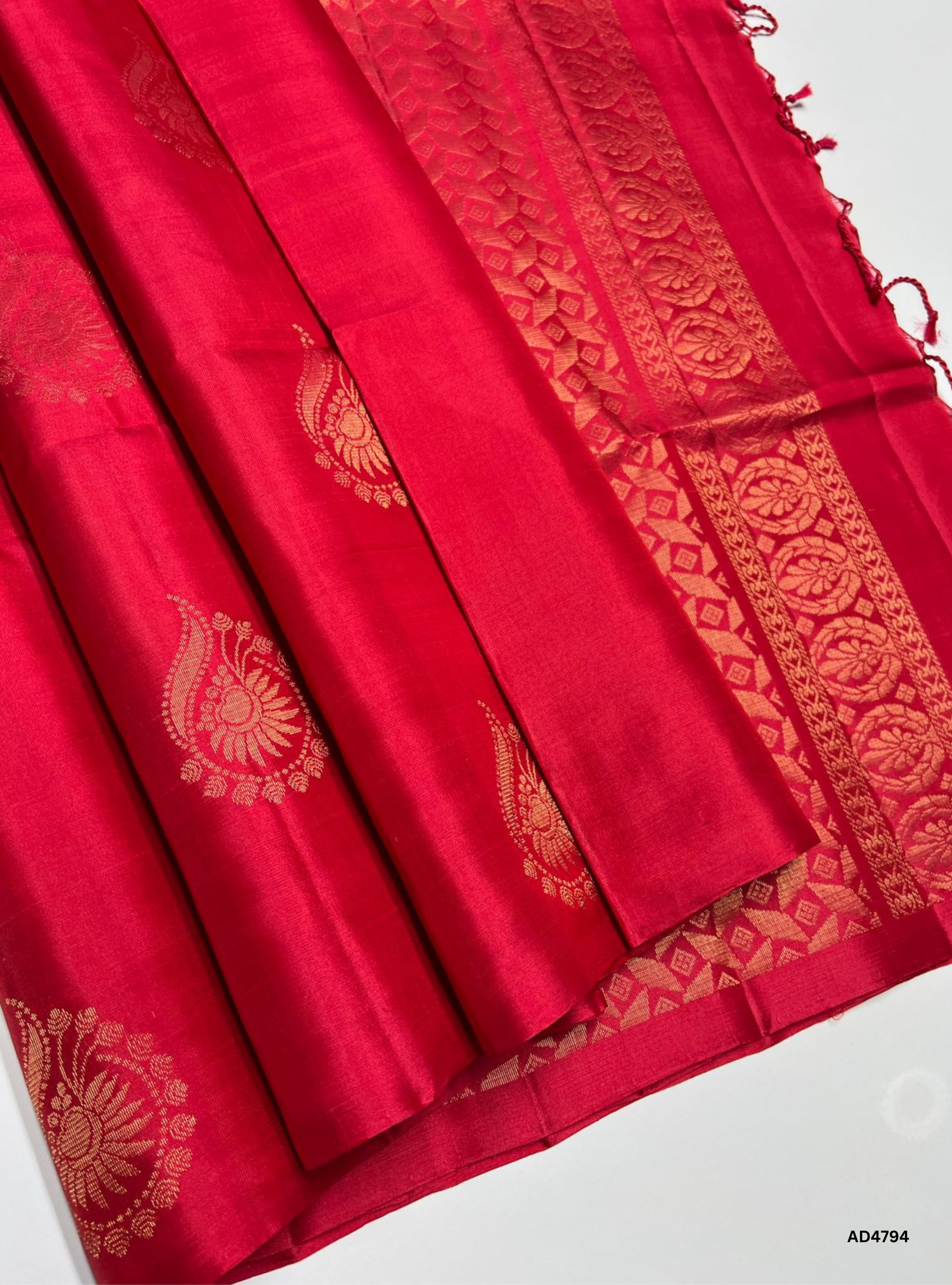 Red - Soft Silk Saree