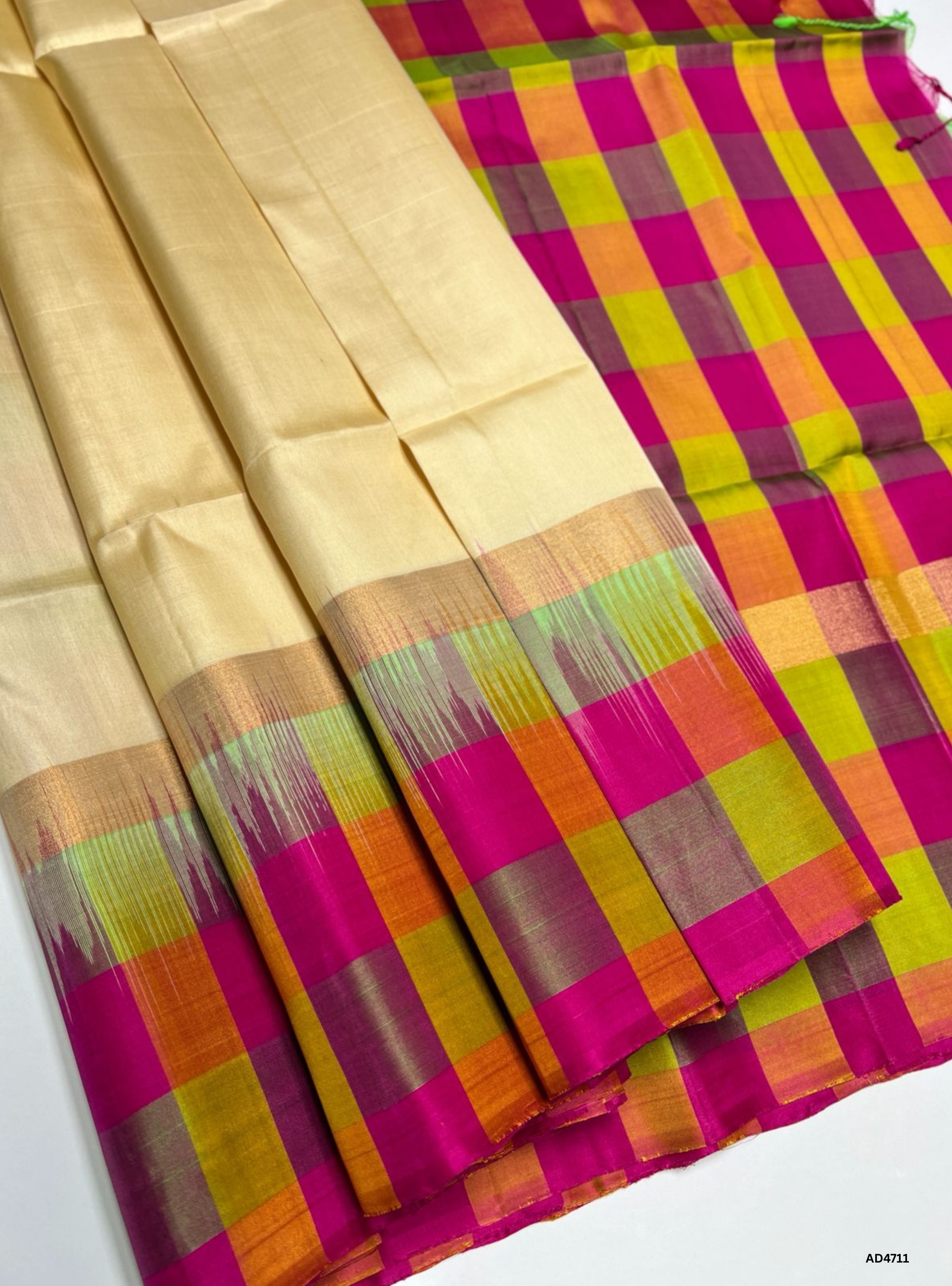 Half White & Green - Pazhum Pazhamum Soft Silk Saree