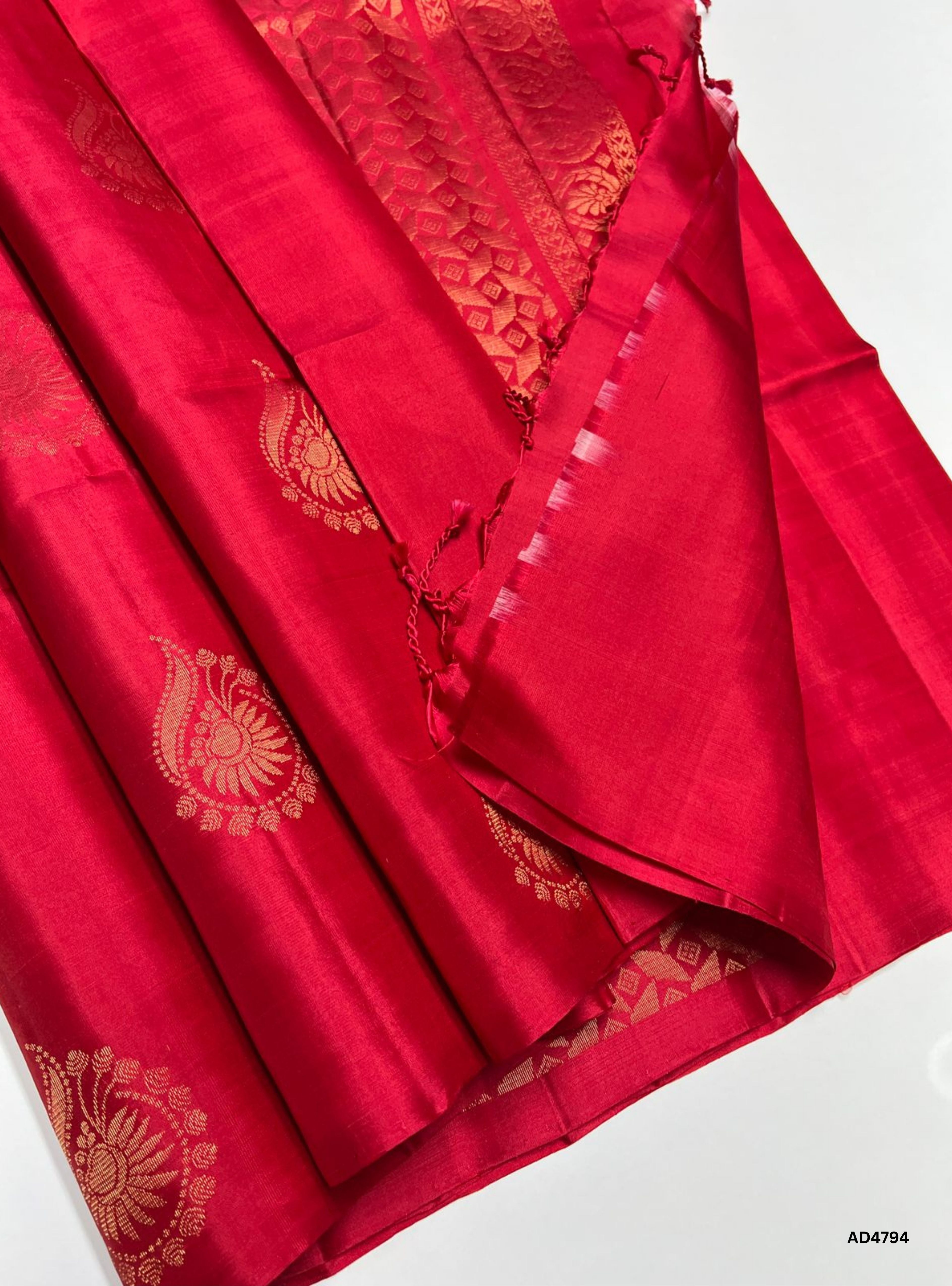 Red - Soft Silk Saree