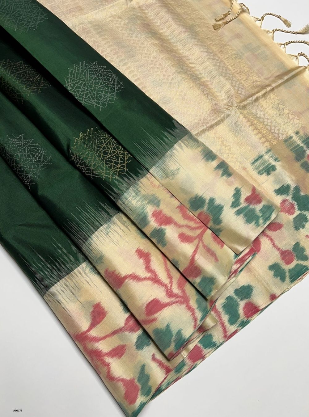 Dark Green & Cream - Soft Silk Saree