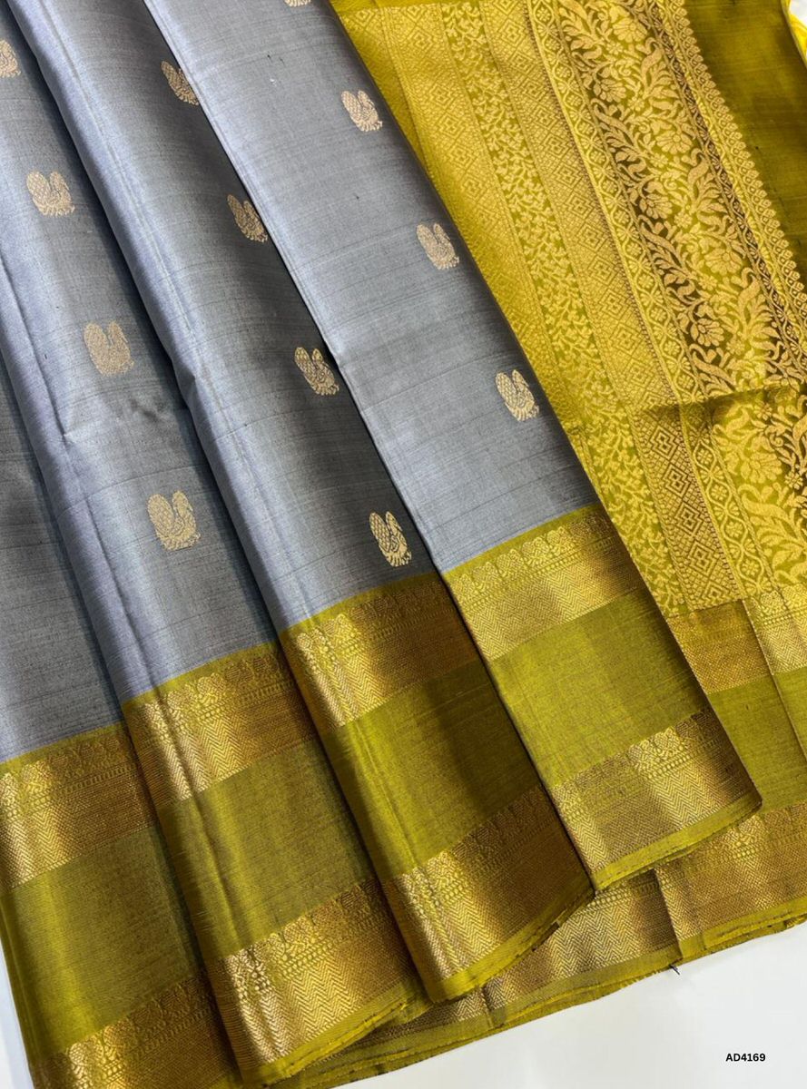 Grey & Mehndhi Green - Retta Pet Border Saree