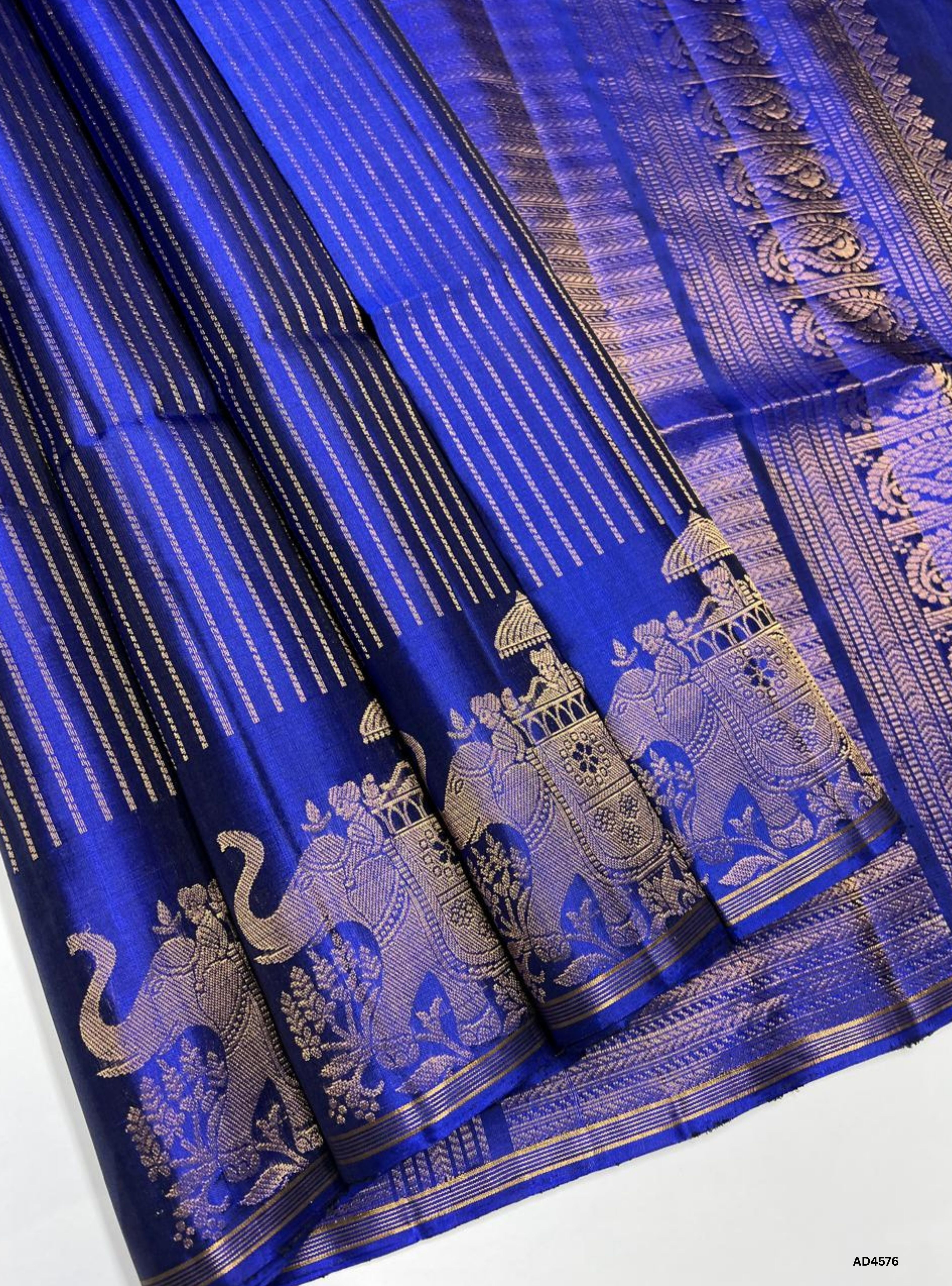 Royal Blue - Vairaoosi Fancy Border