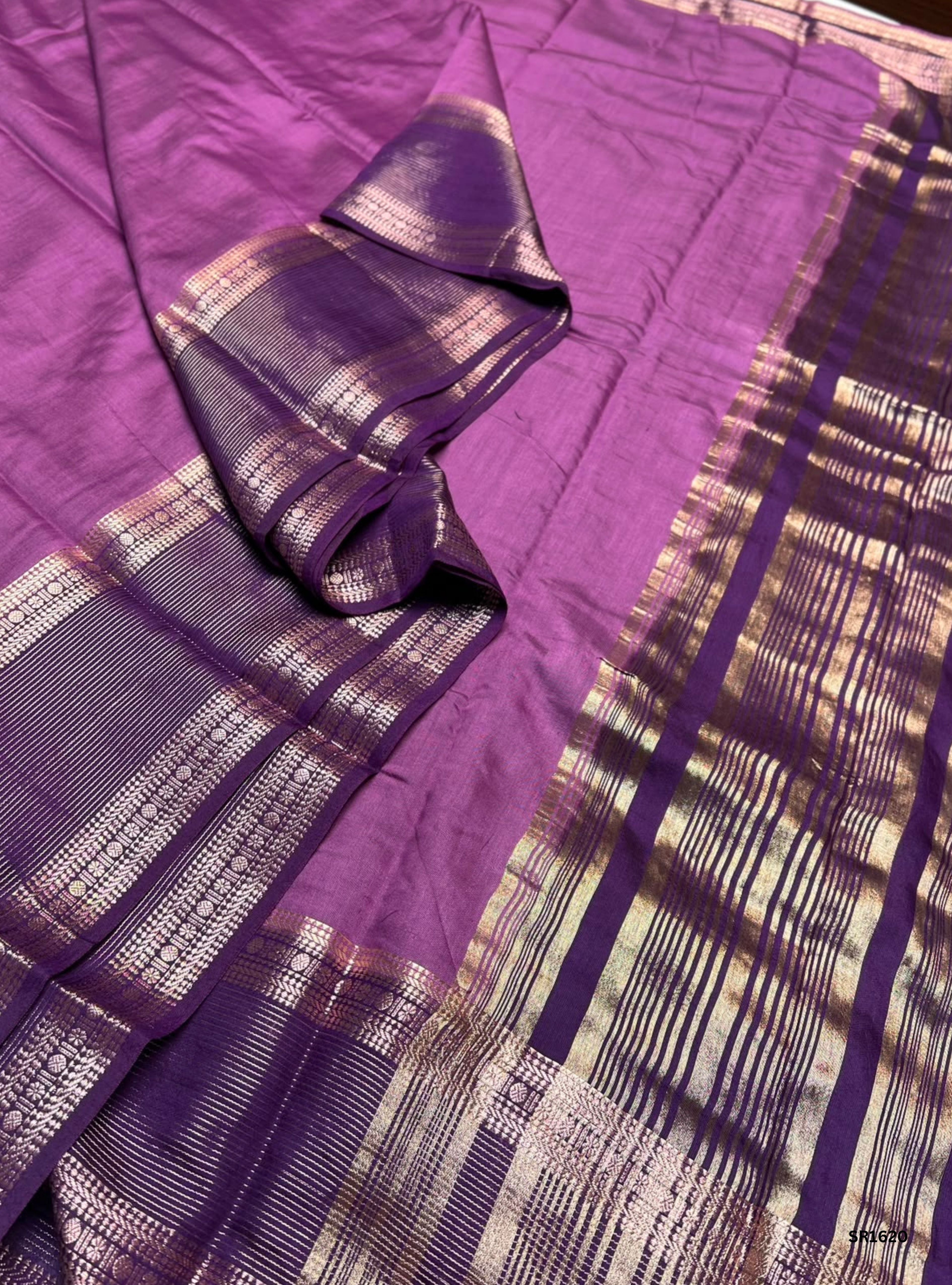 Ventage Rassberry & Grape - Binny Silk Saree