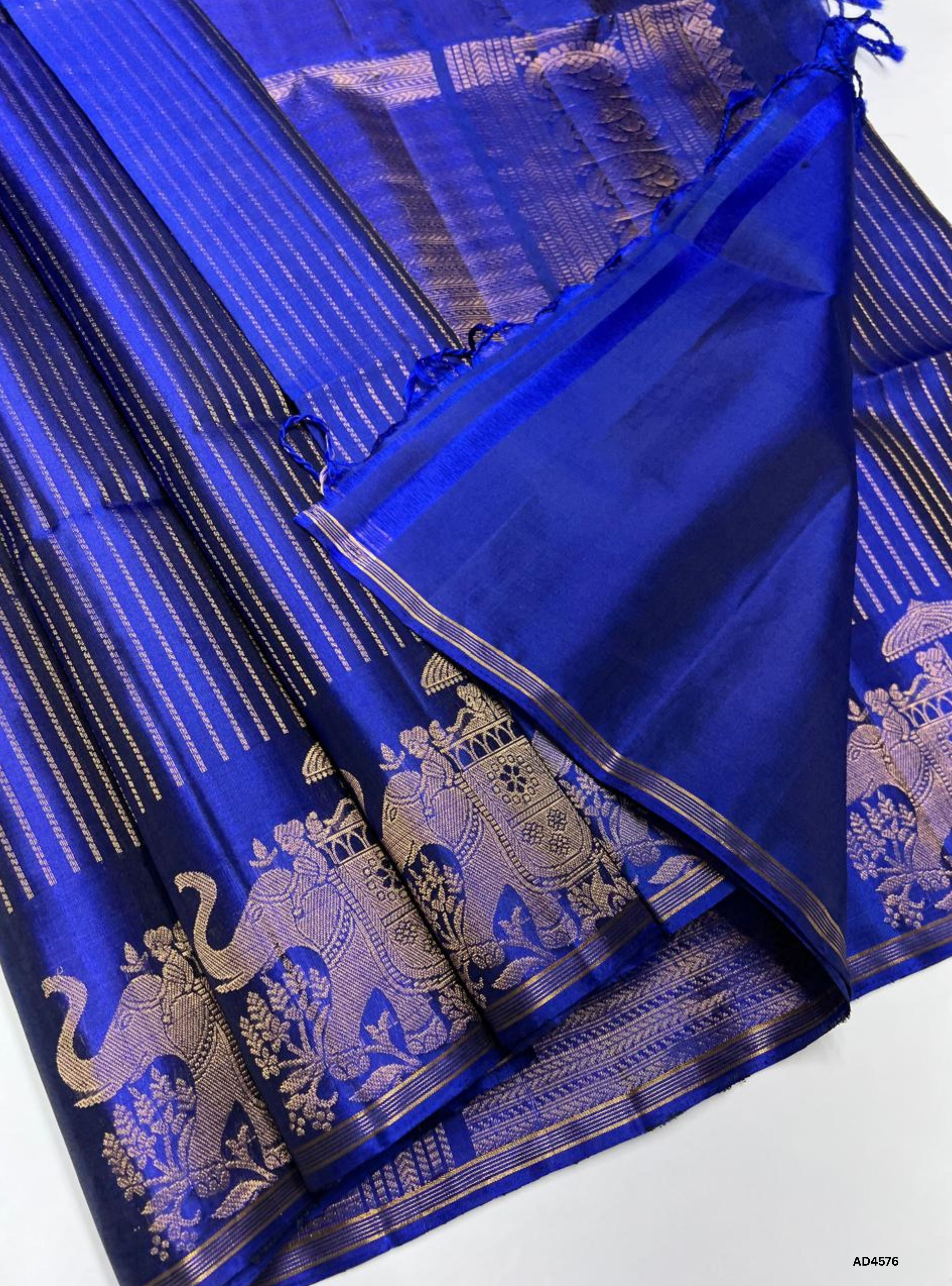 Royal Blue - Vairaoosi Fancy Border