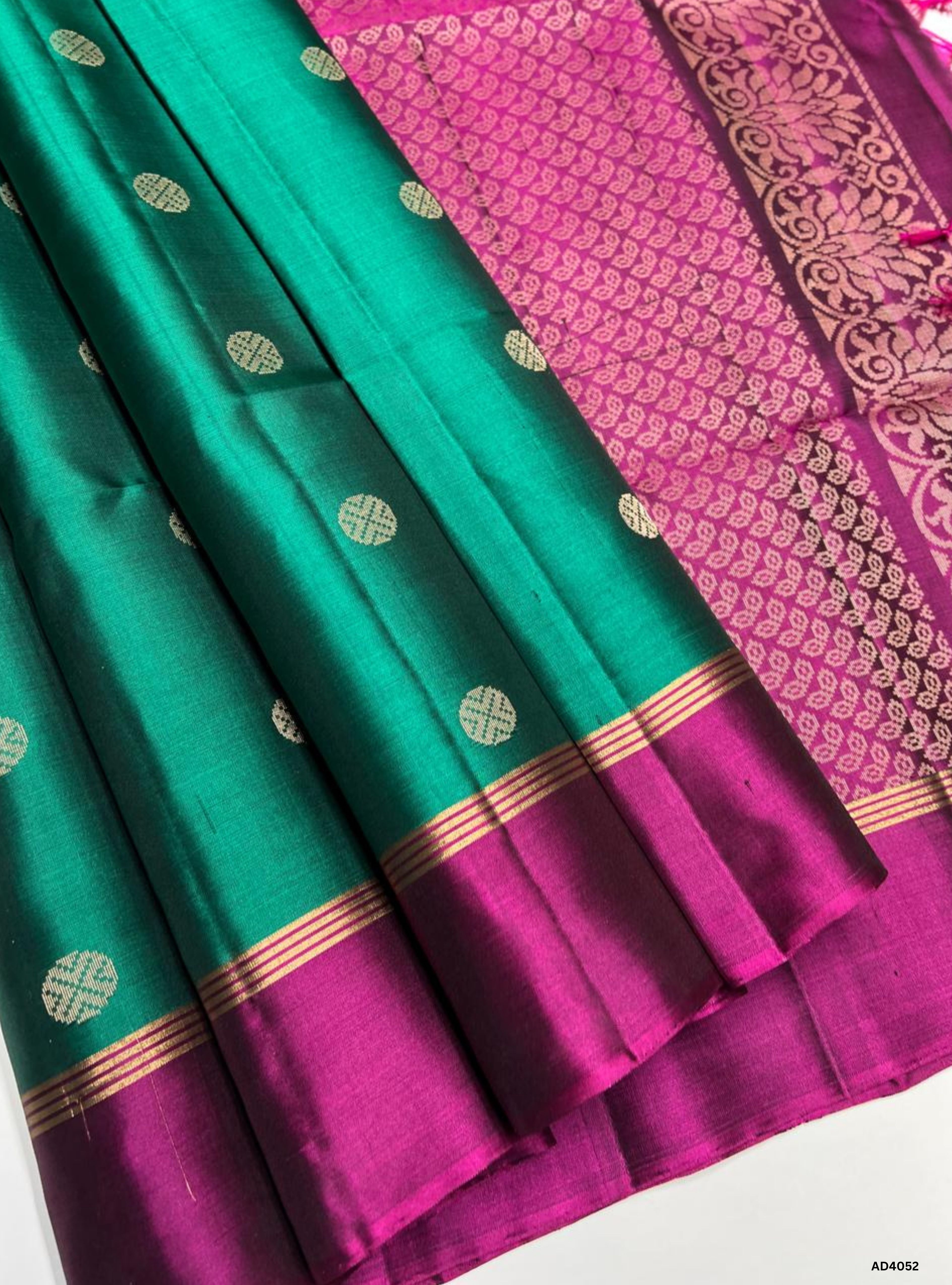 Emereld Green & Maganta - Soft Silk Saree