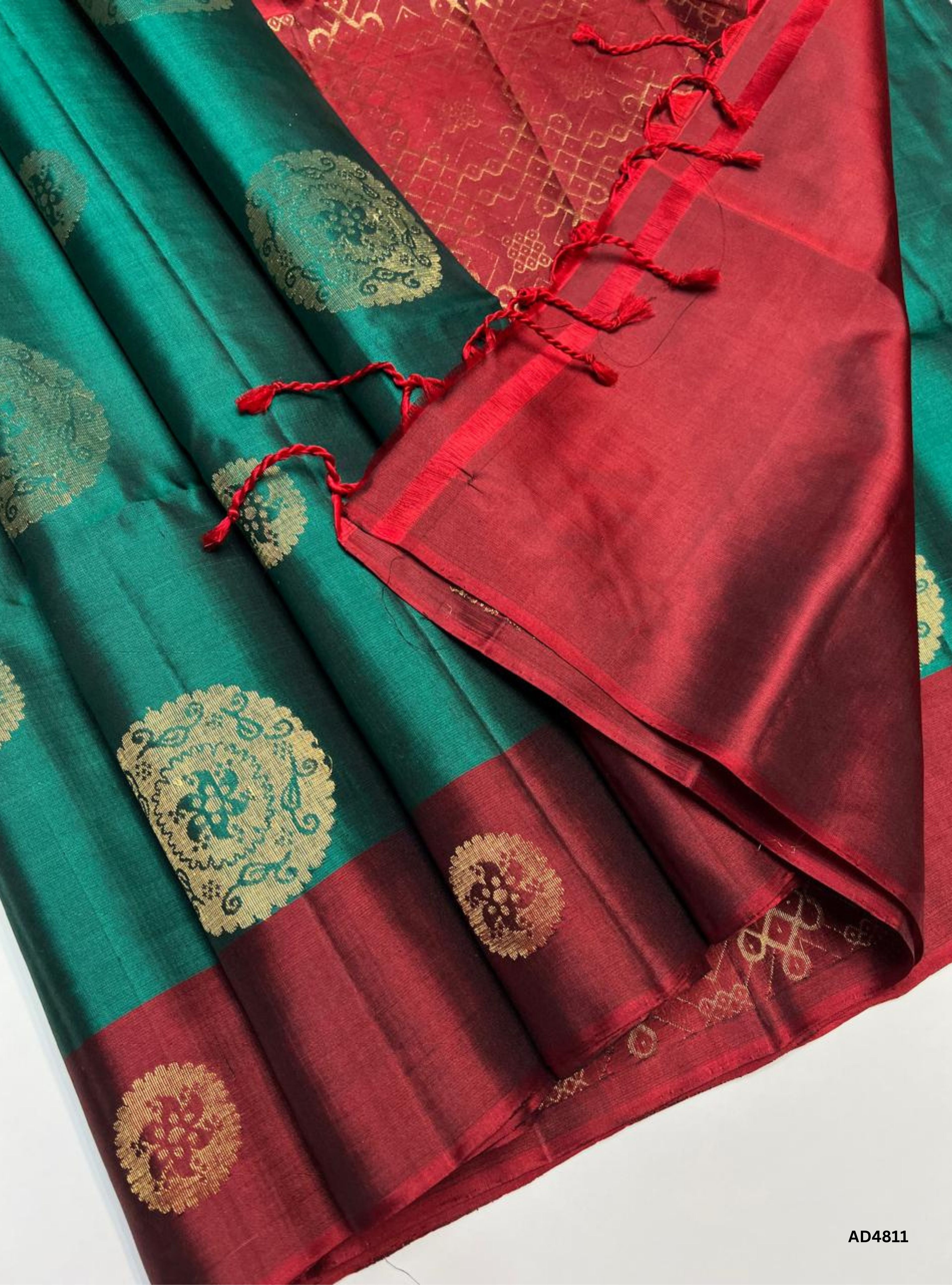Green & Maroon - Soft Silk Saree