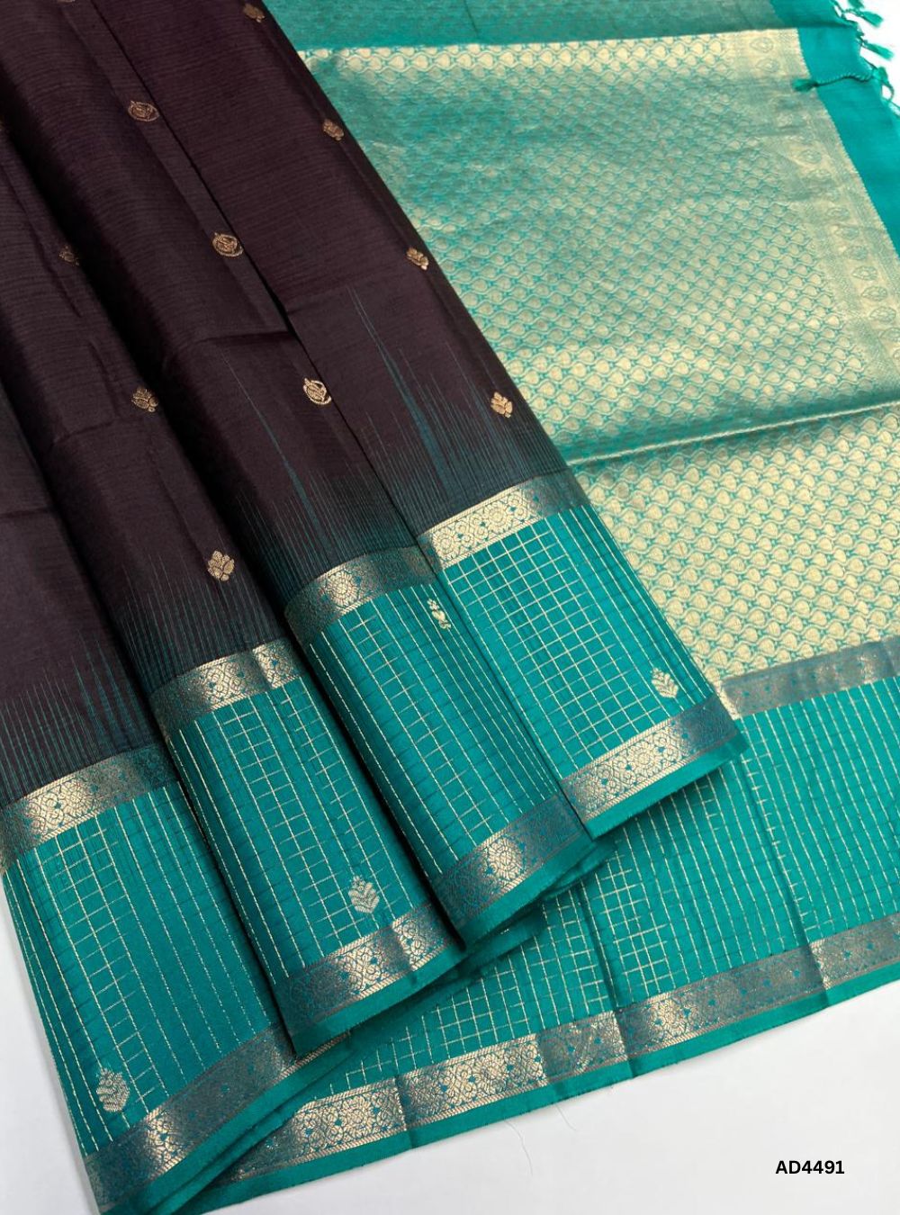 Coffee Brown & Rama Blue - Checkerd Retta Pett Saree