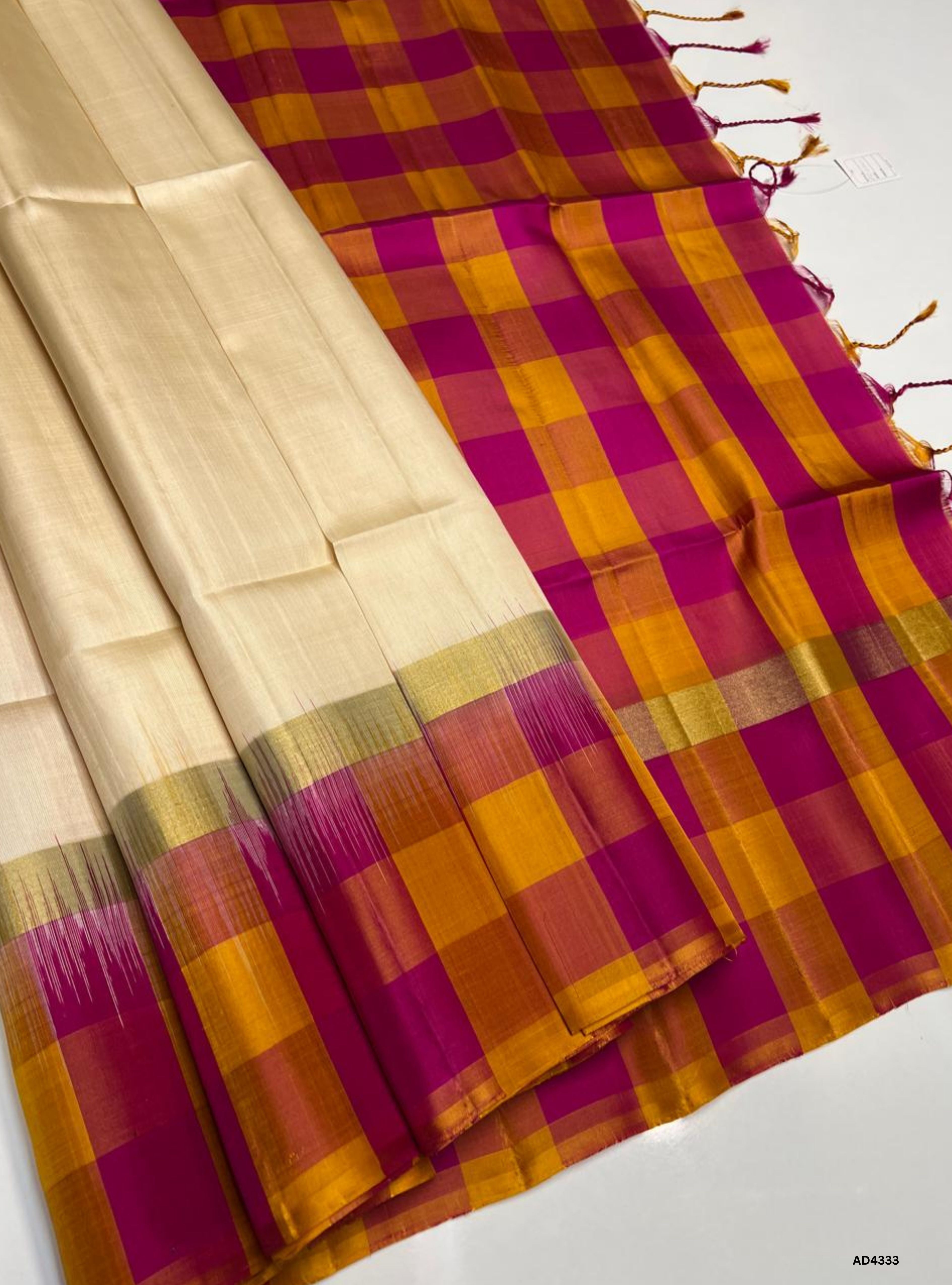 Half White & Rani Pink -Plain  Pazhum Pazhamum Soft Silk Saree