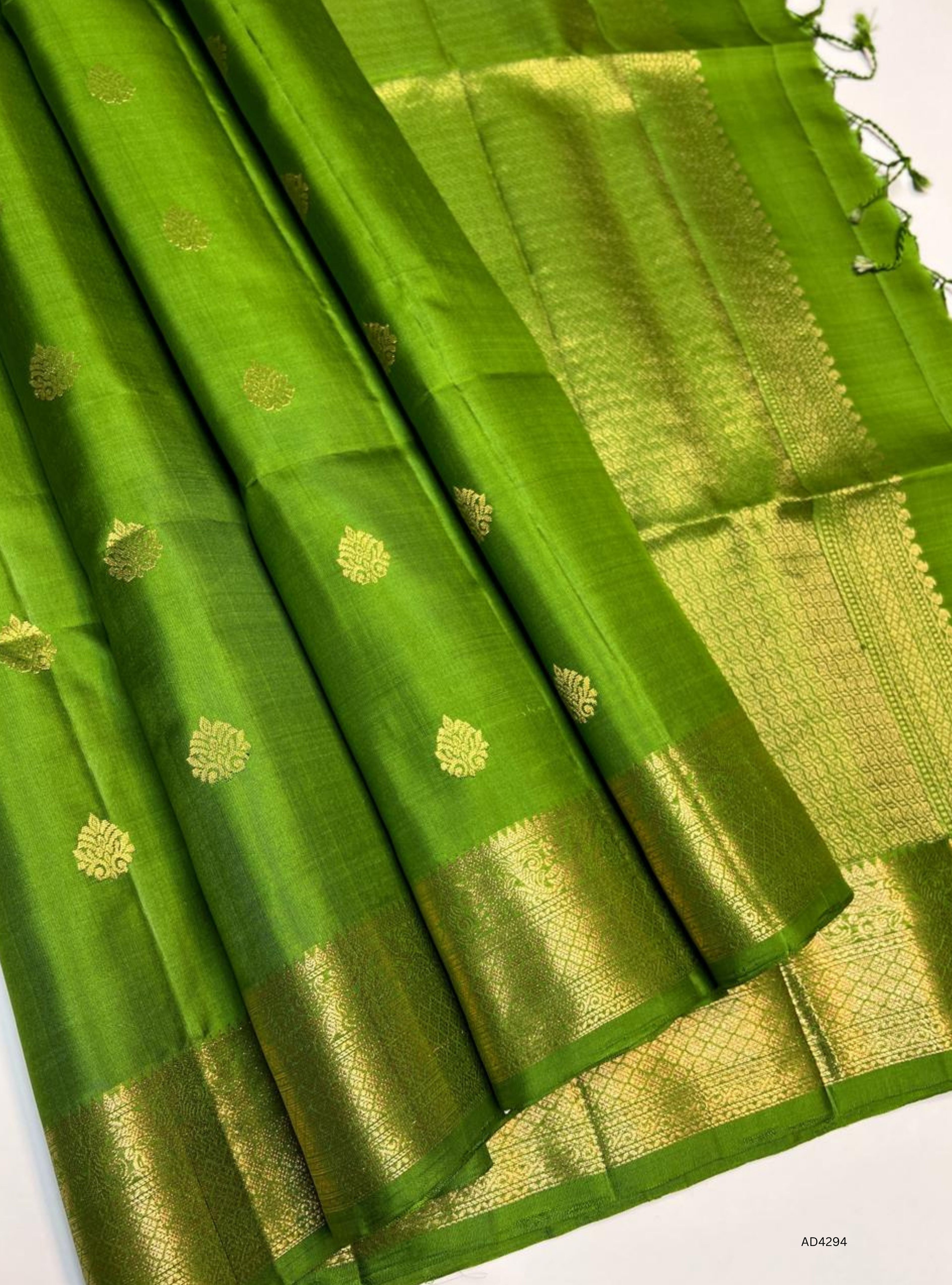 Moss Green - Kanchi Border Soft Silk Saree Minor Damage