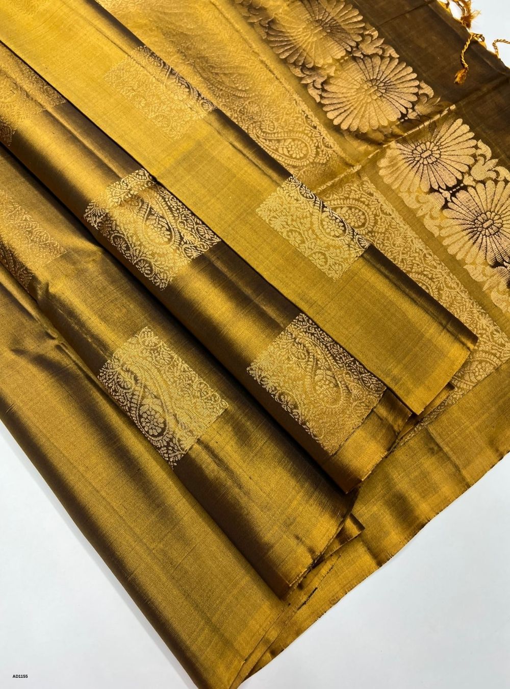 Mehndi Green - Soft Silk Saree