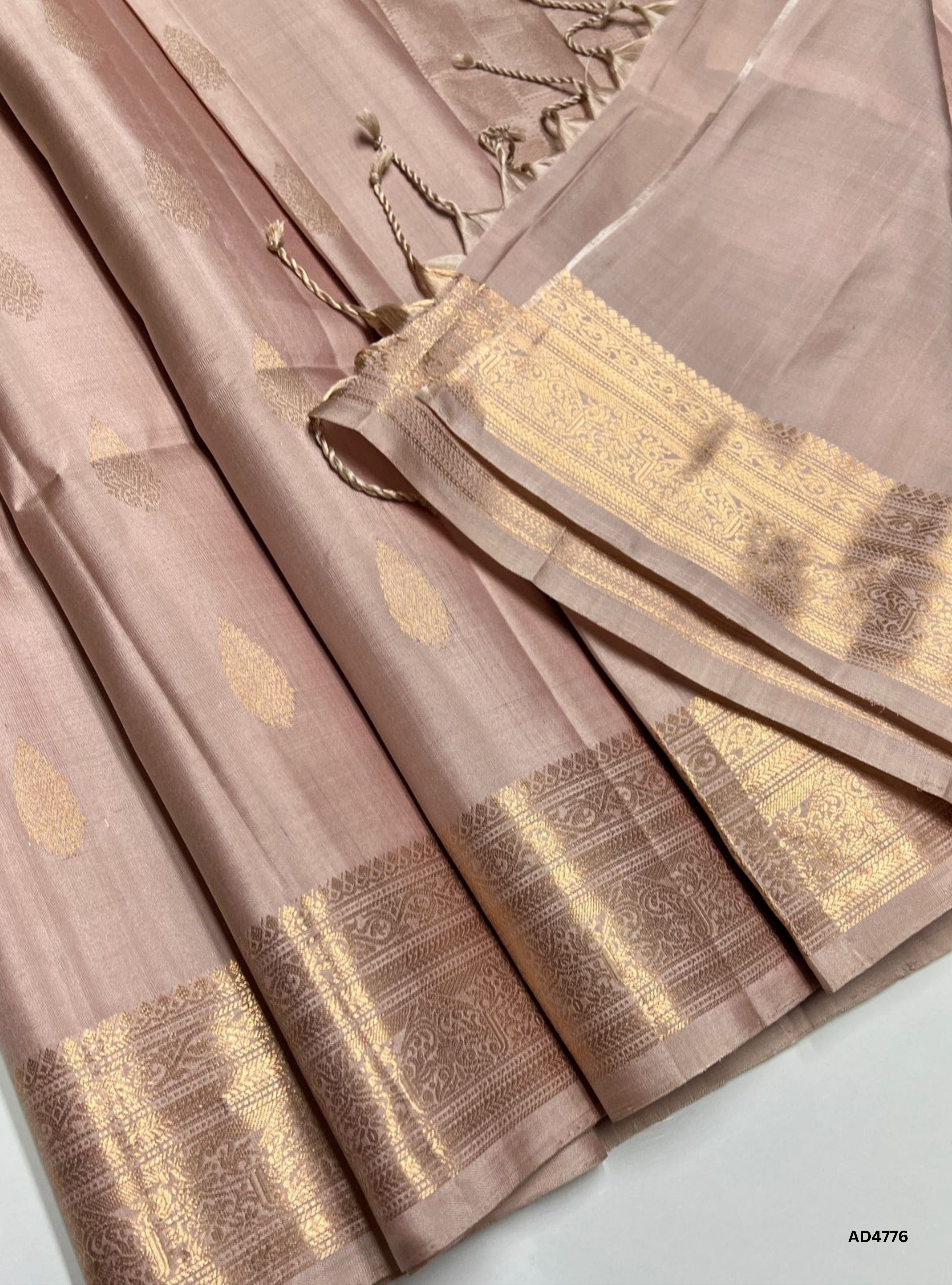 Ivory Cream - Kanchi Border Soft Silk Saree