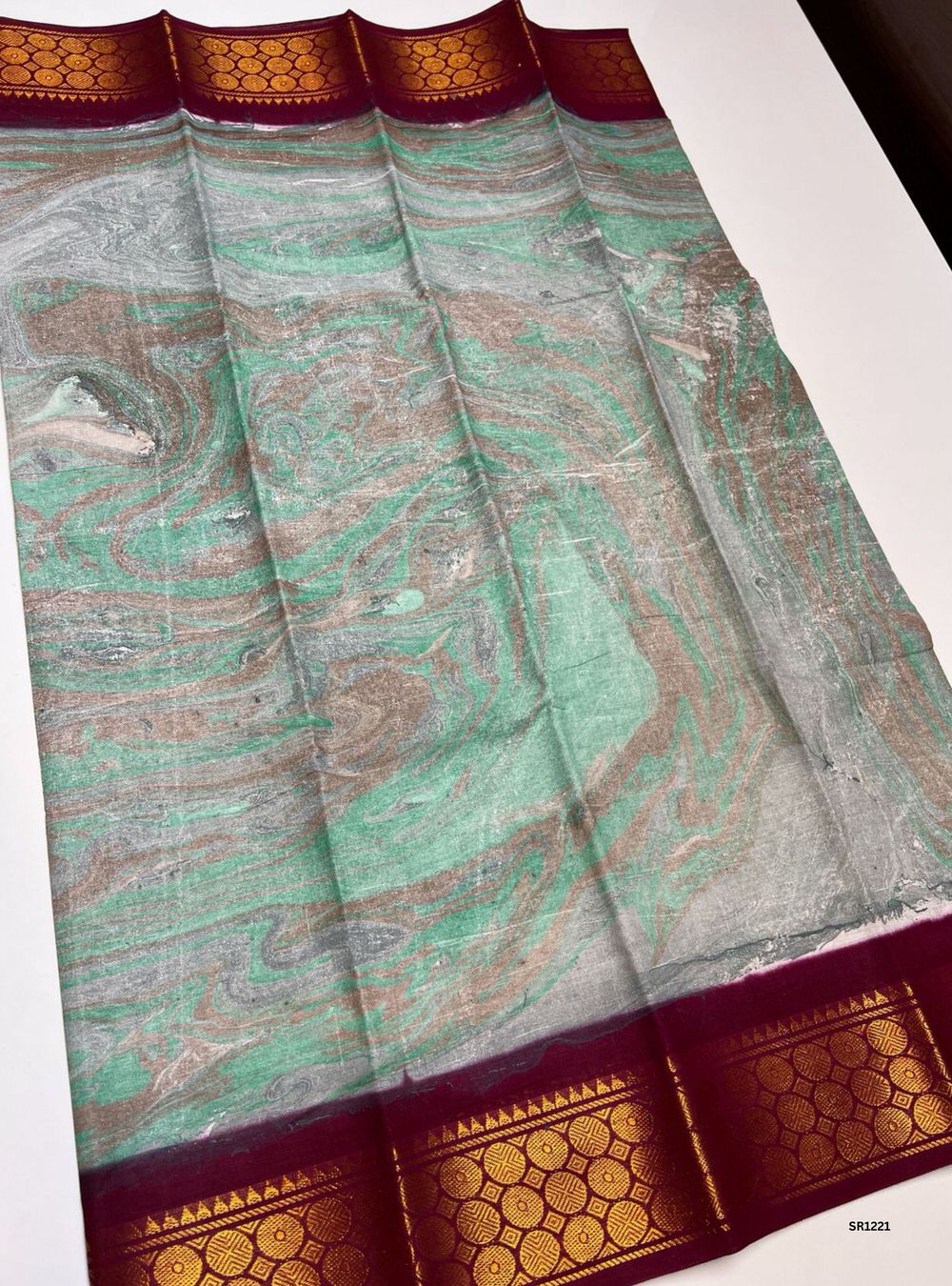 Light Green & Maroon - Marble Print Chungudi Cotton