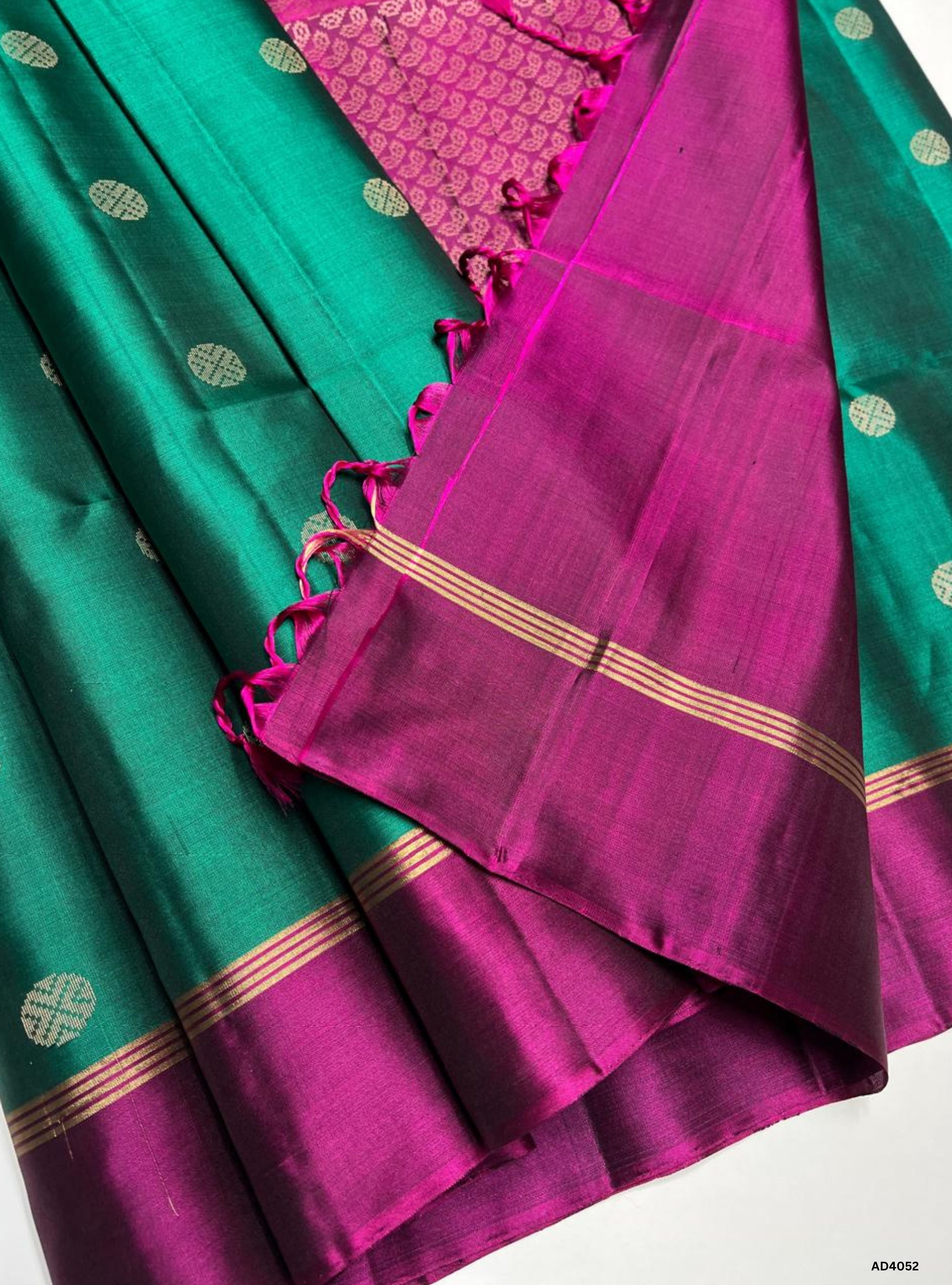 Emereld Green & Maganta - Soft Silk Saree