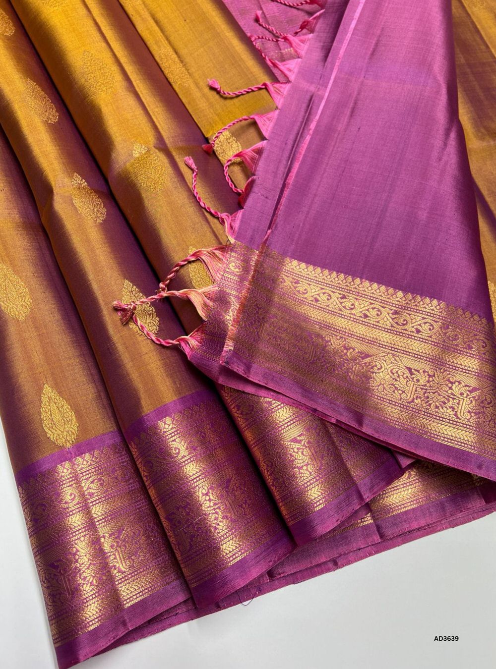 Golden Brown & Pink - Kachi Style Border